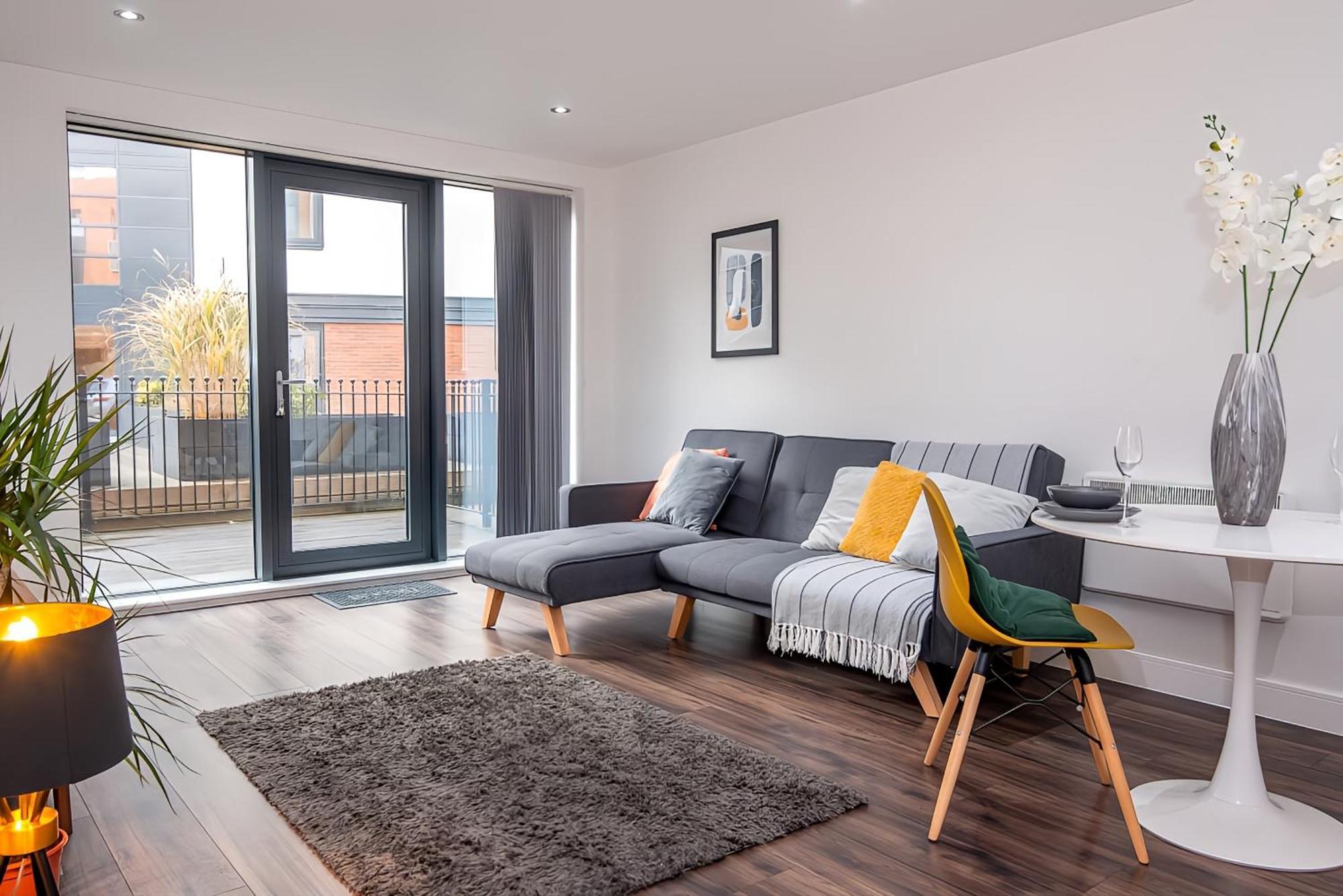 Stunning In Apartment Birmingham