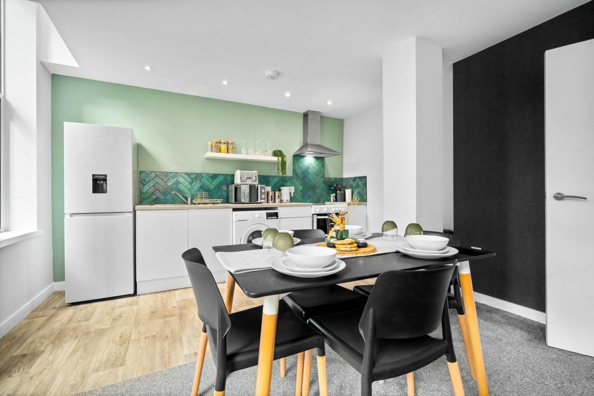 Luxury - Secure Parking - Gated Development - Near Jq & Centre 6sh Birmingham