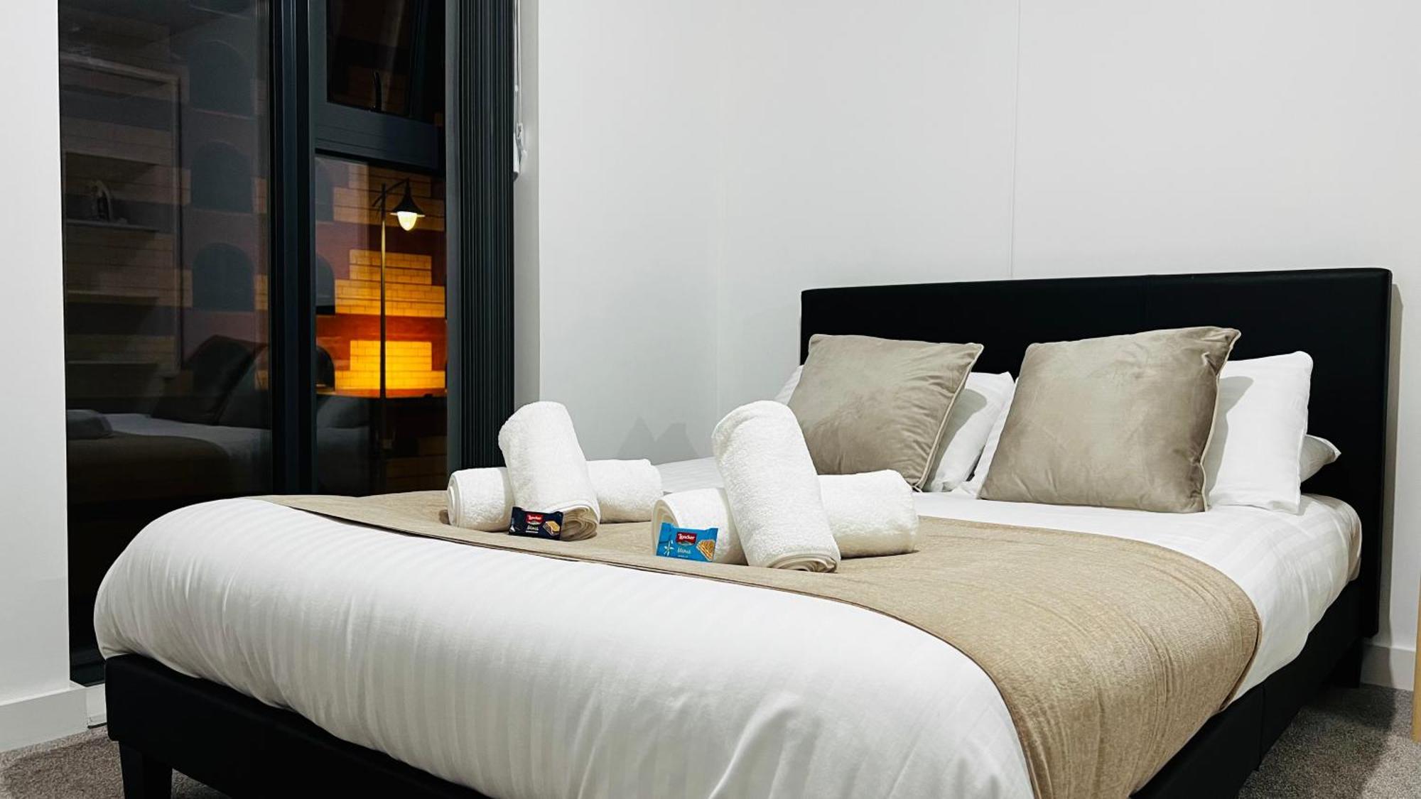 Last-minute Specials L Book It Now L Sleeps Up To 4 L 2 Bed 2 Bath - Gym - Prime Location L Jvt Short Lets *