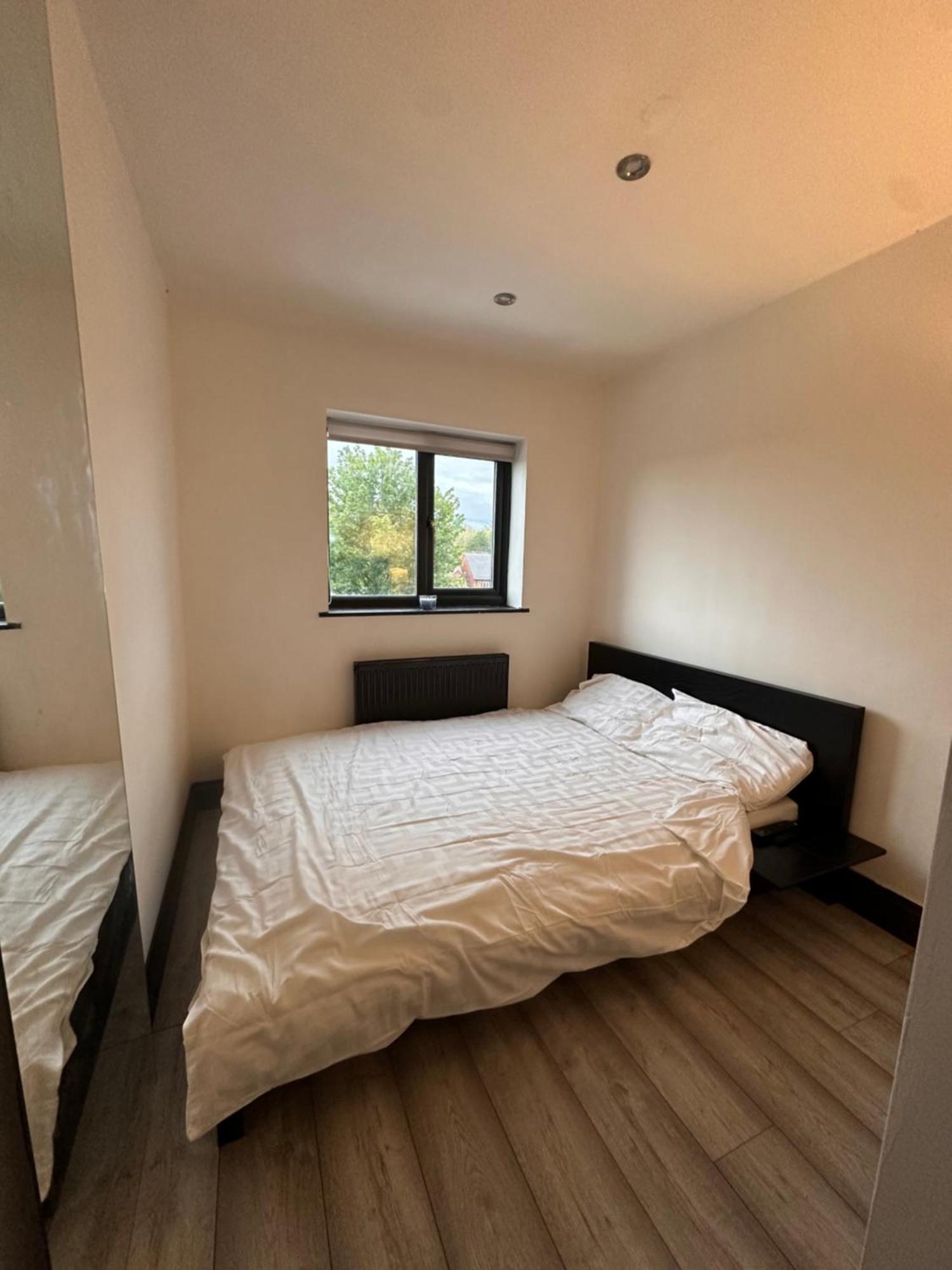 Four Bedrooms And Two Bathrooms Up To Nine People Homestay