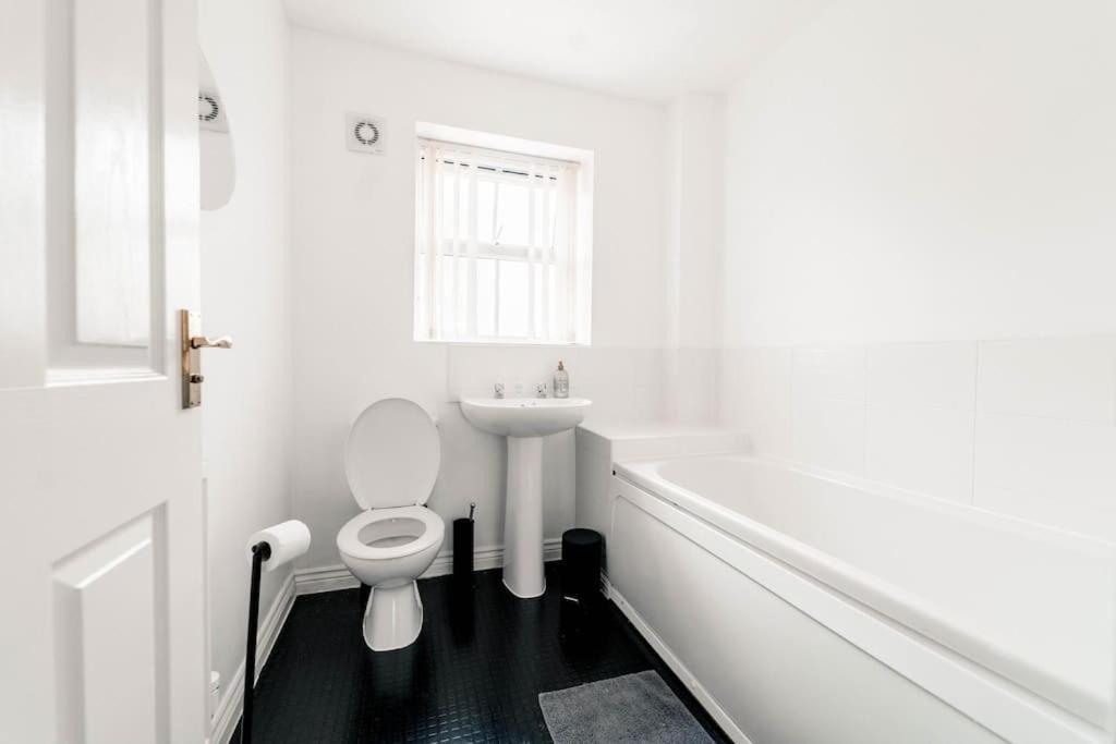 Contractors - Family - Relocators * Birmingham