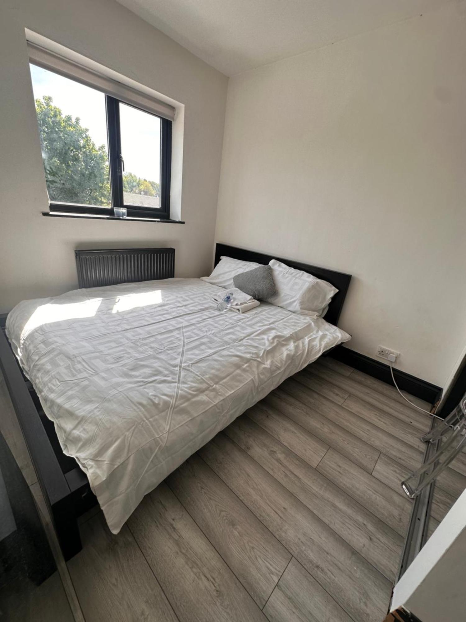 Spacious Double Near Train Station * Birmingham