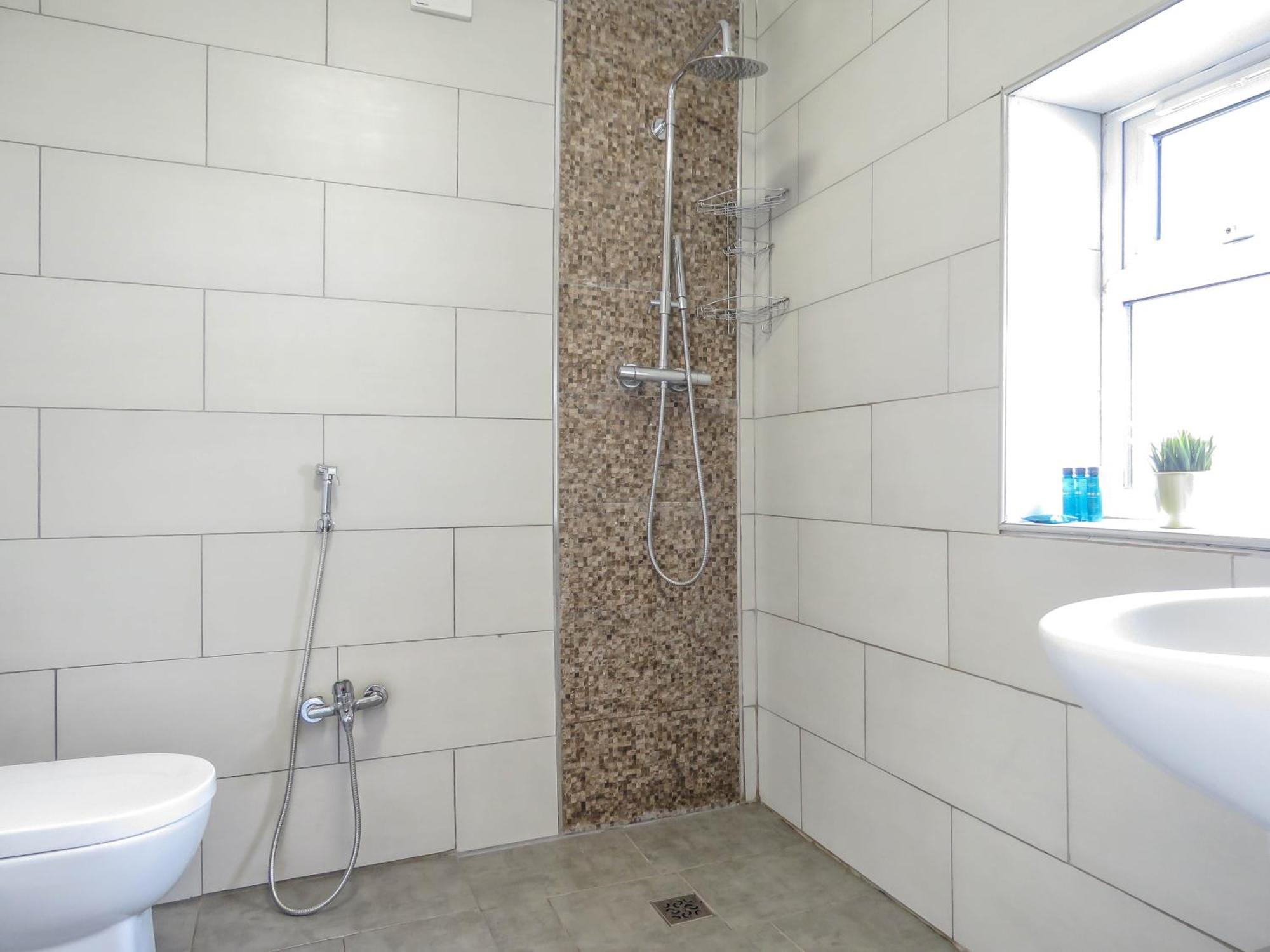 Holiday home Tudors Esuites 5 Bedroom House