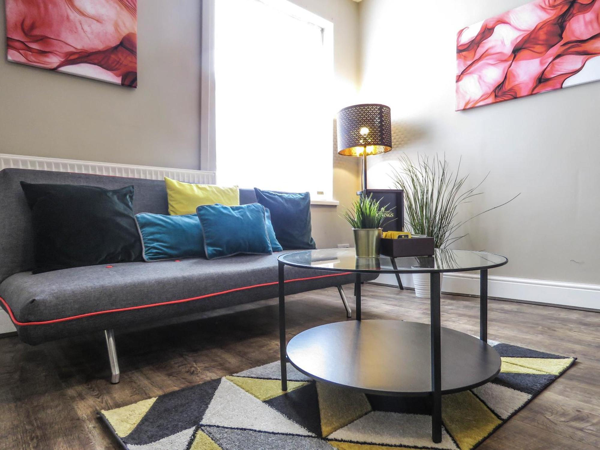 Holiday home Tudors Esuites 5 Bedroom House