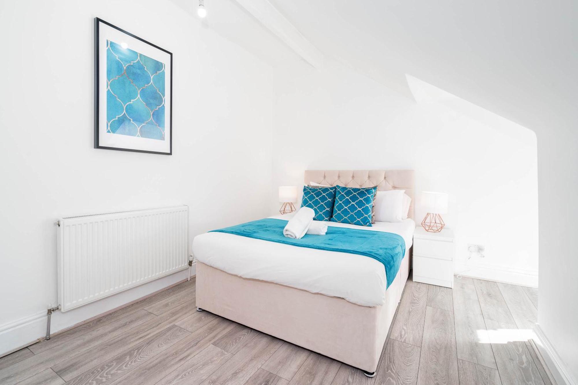 Holiday home Five Bedroom Townhouse - Near Centre - Edgbaston - On Street Parking - Wifi - Netflix - 974p