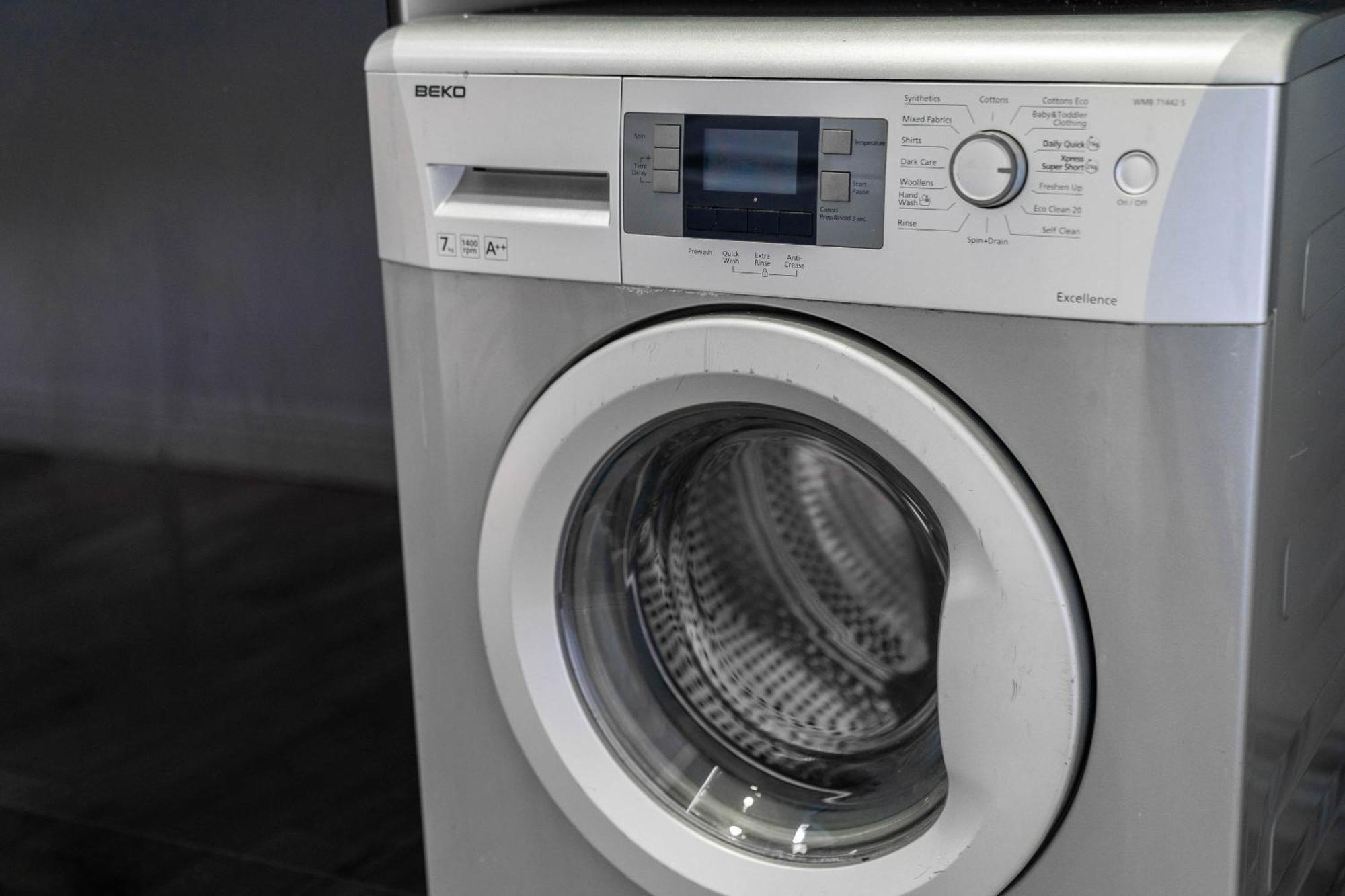 Five Bedroom Townhouse - Near Centre - Edgbaston - On Street Parking - Wifi - Netflix - 974p Birmingham