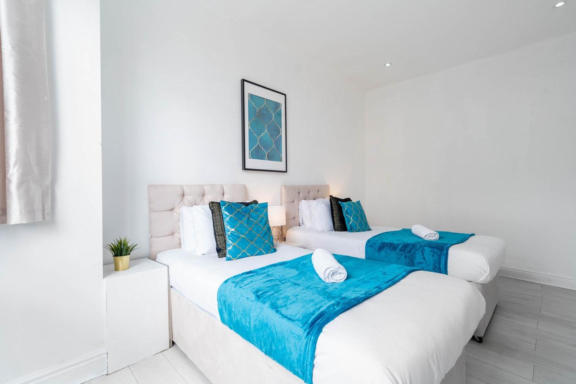Holiday home Five Bedroom Townhouse - Near Centre - Edgbaston - On Street Parking - Wifi - Netflix - 974p
