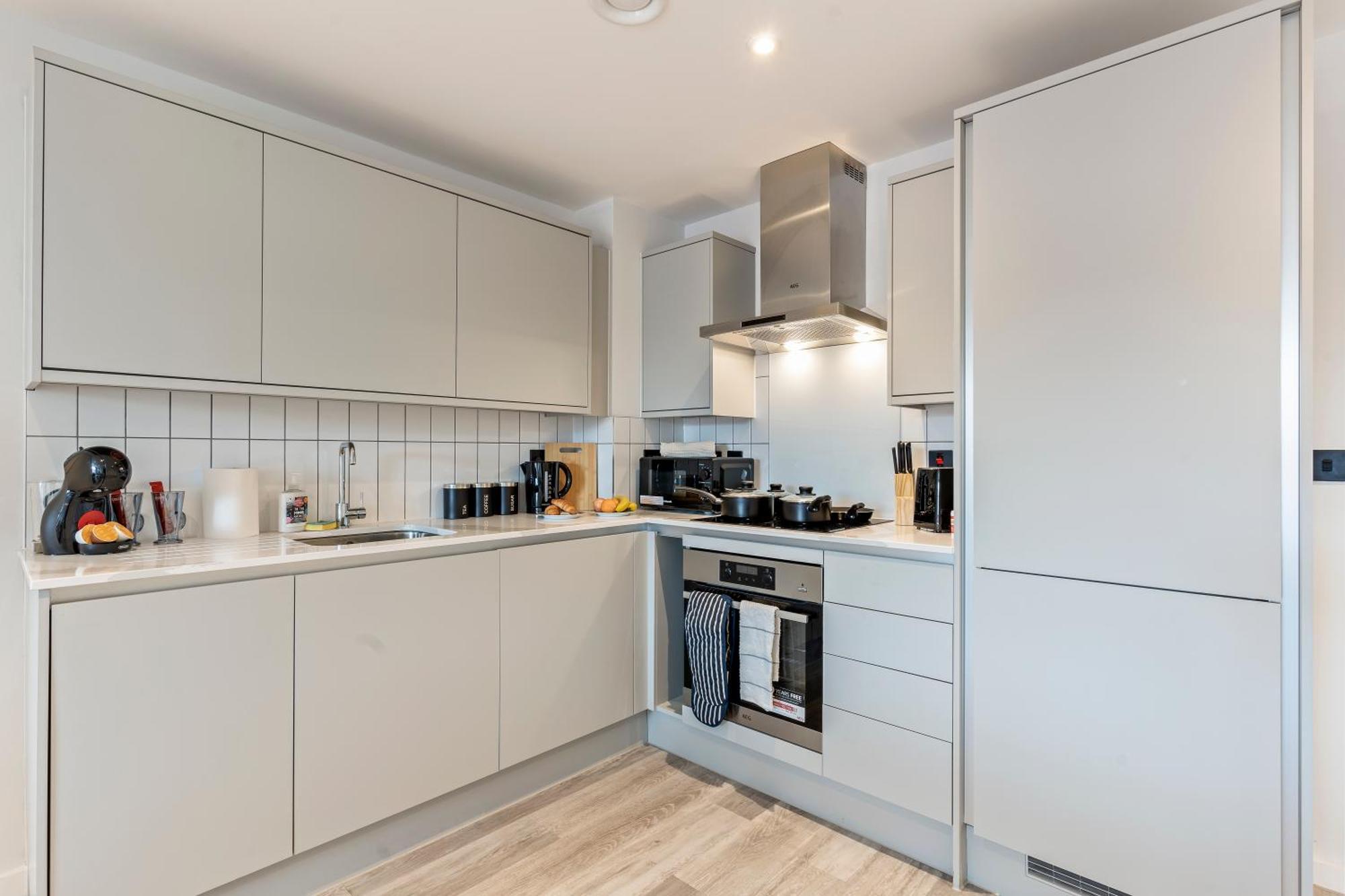 Meadow Haven 2 Bath 2 Bed - Onstreet Park- Netflix Apartment Birmingham