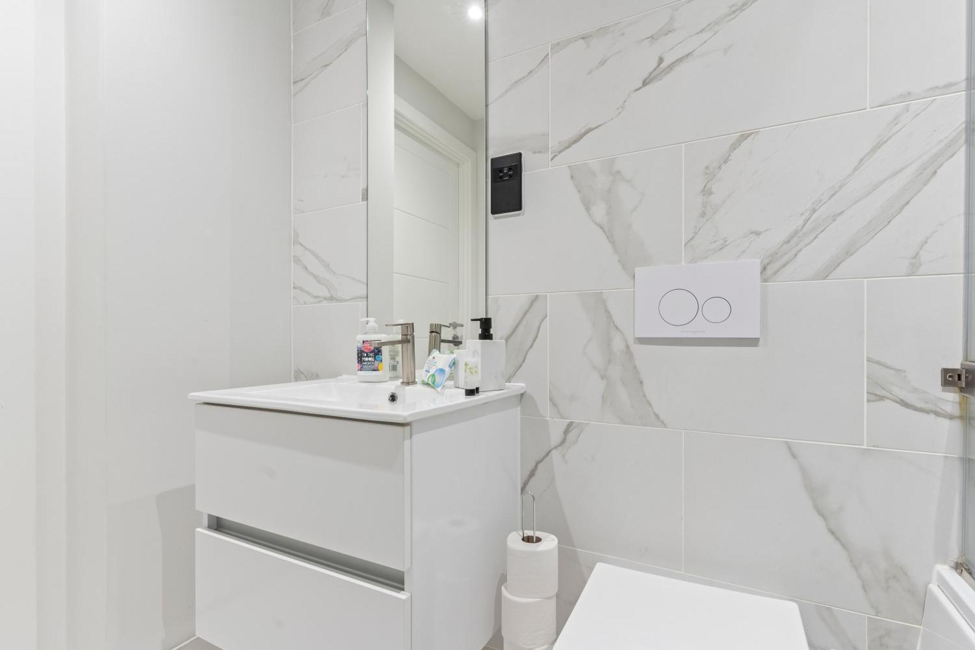 Apartment Meadow Haven 2 Bath 2 Bed - Onstreet Park- Netflix *