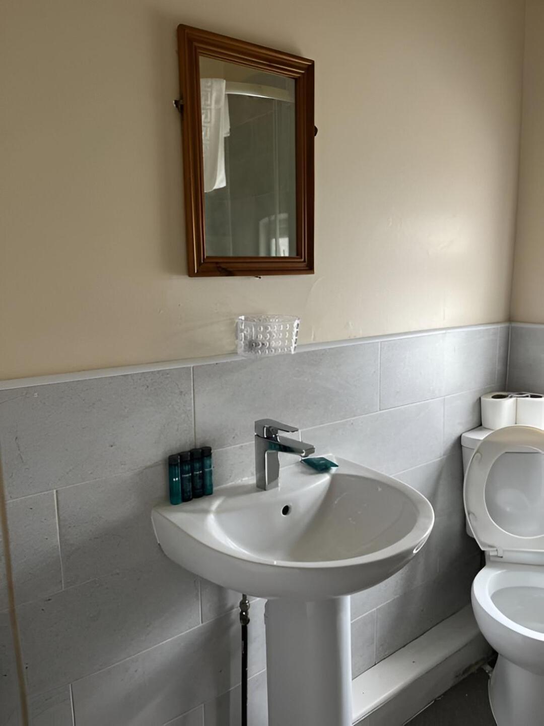 Apartment Tudors Esuites Budget