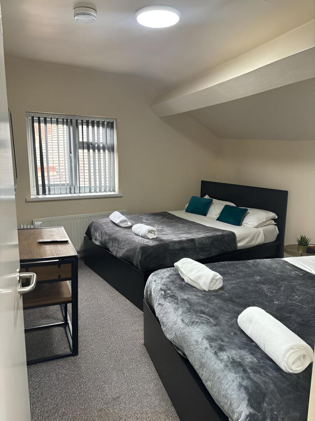 Apartment Tudors Esuites Budget