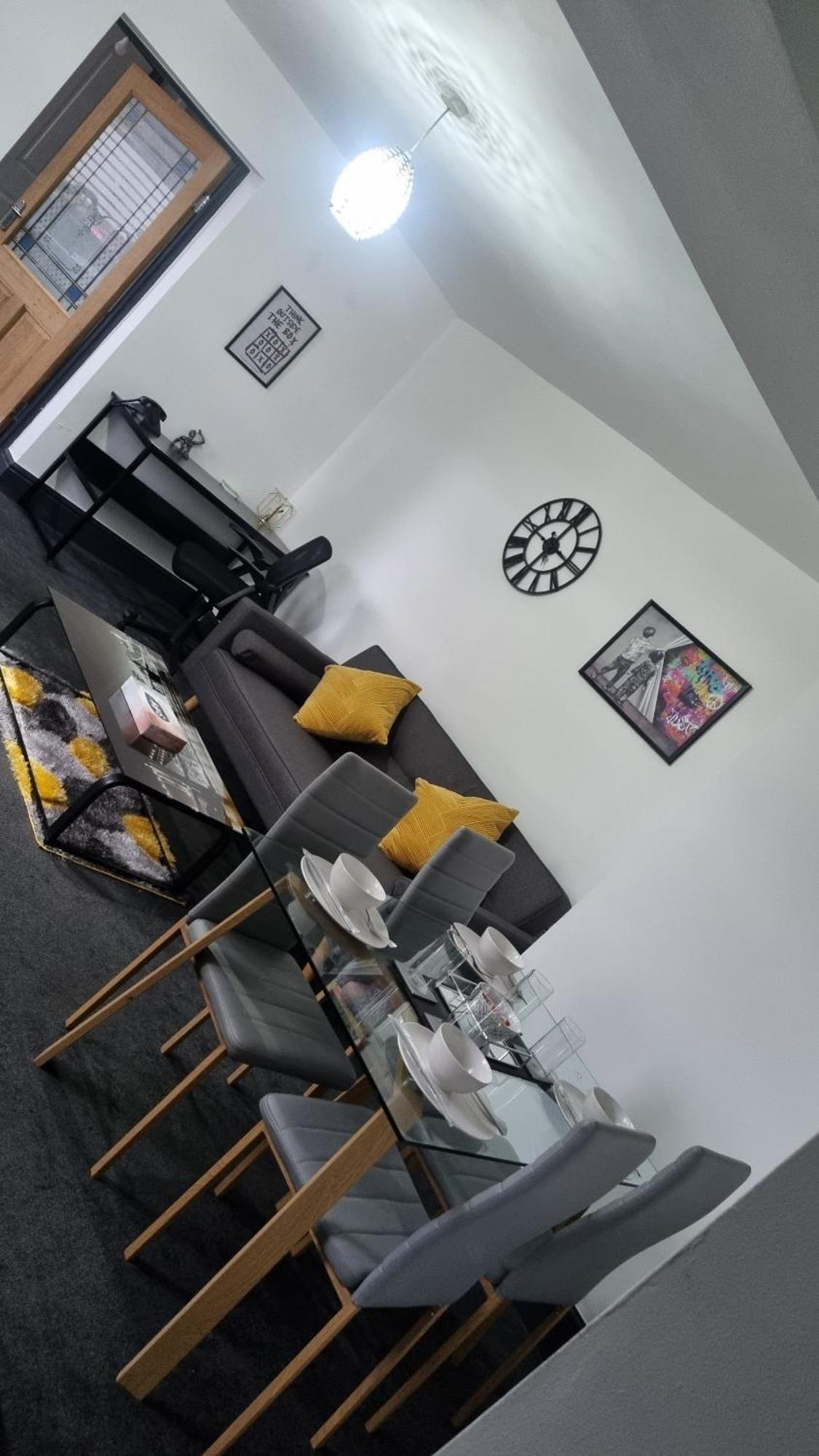 Apartment Moseley Sleeps 4 Jrz Birmingham
