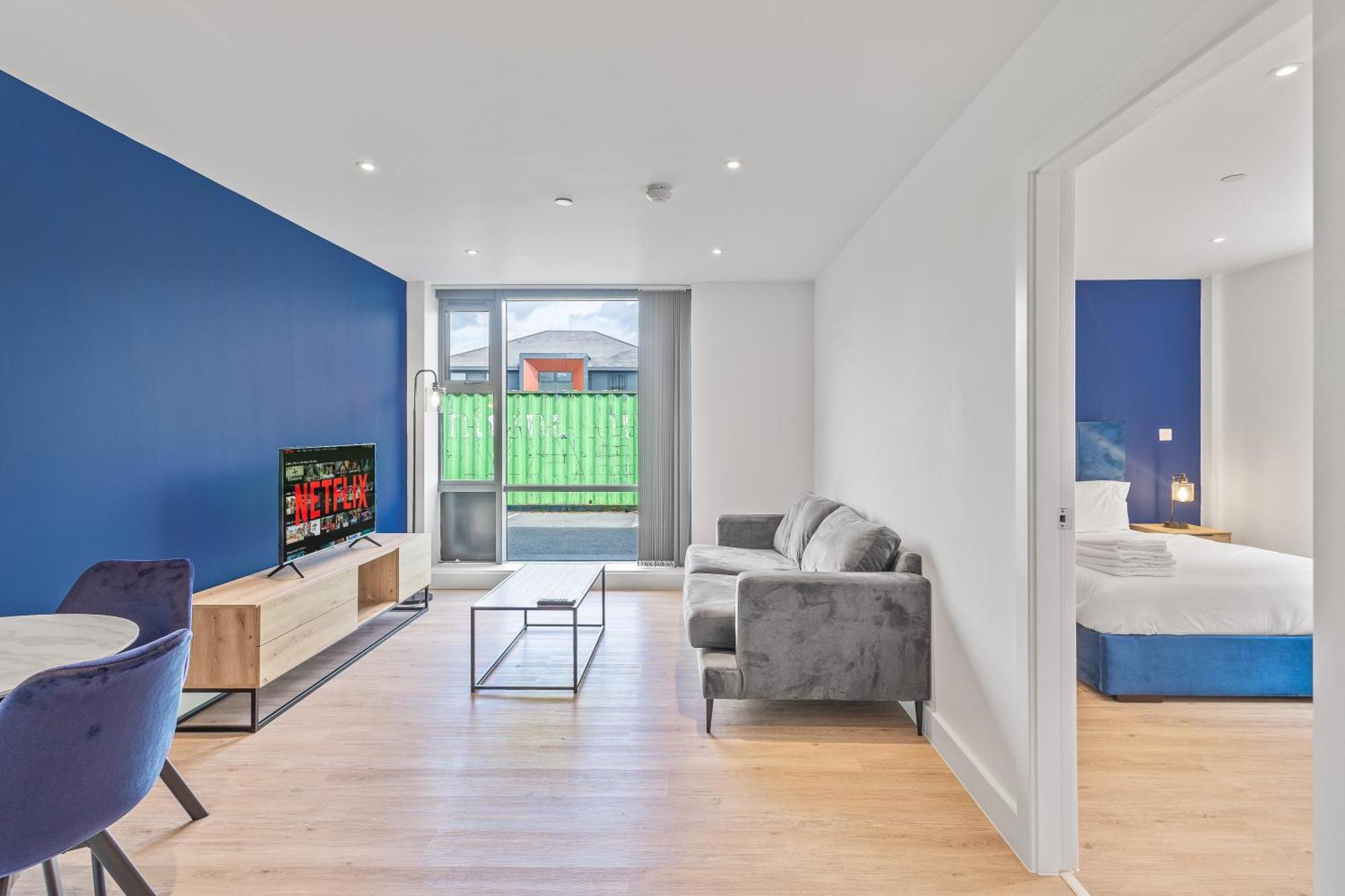 Apartment Nec Bhx Airport Hs2 World