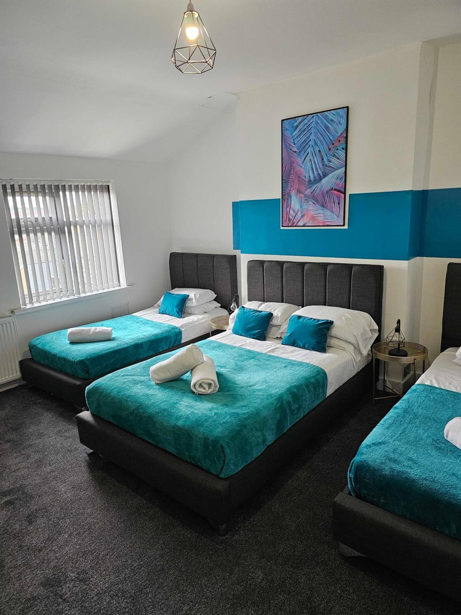 Tudors Esuites Two Bedroom *