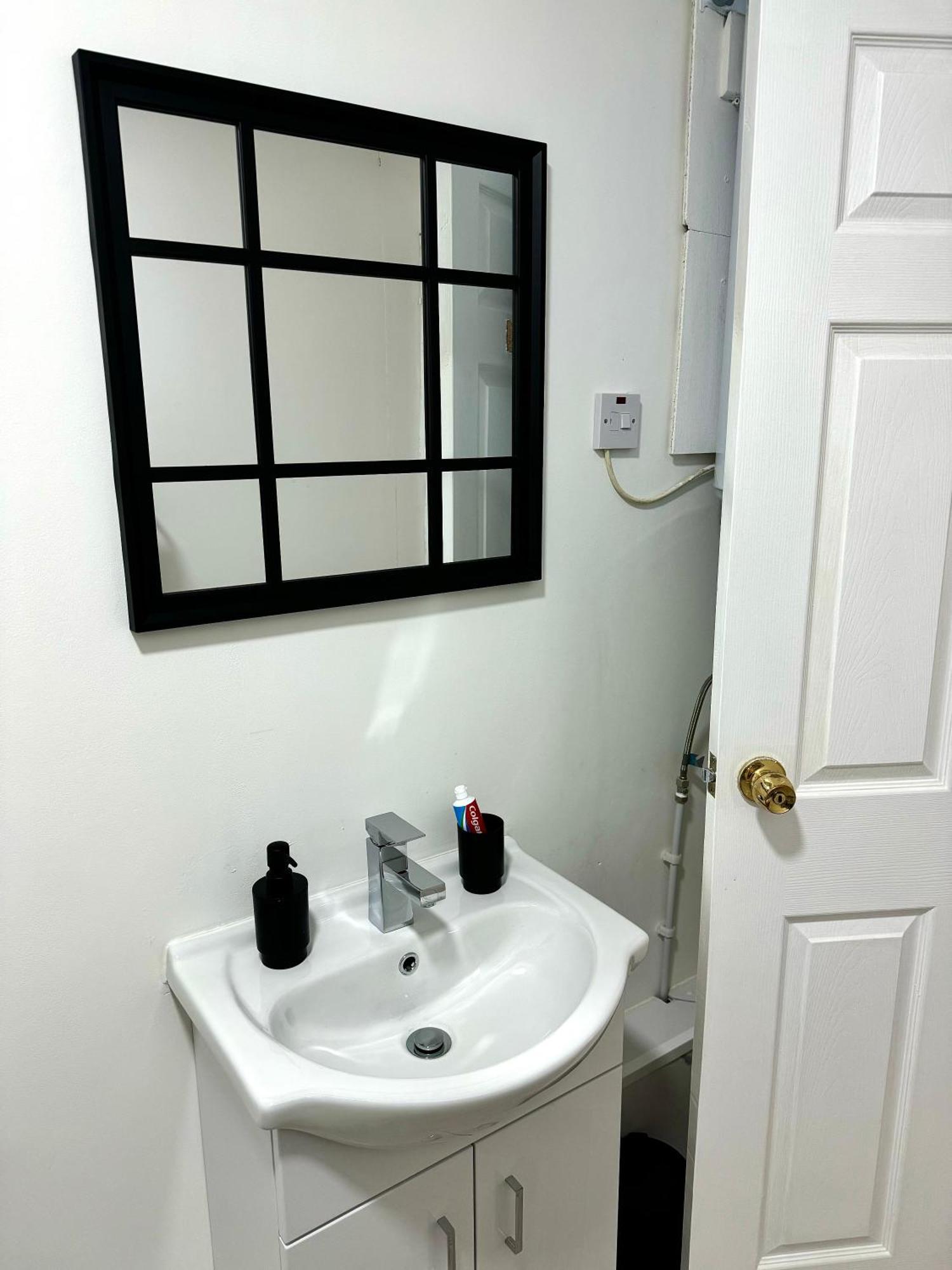 Stylish 1 Bedroom Near Bham Centre, Netflix, Free Wifi Apartment Birmingham