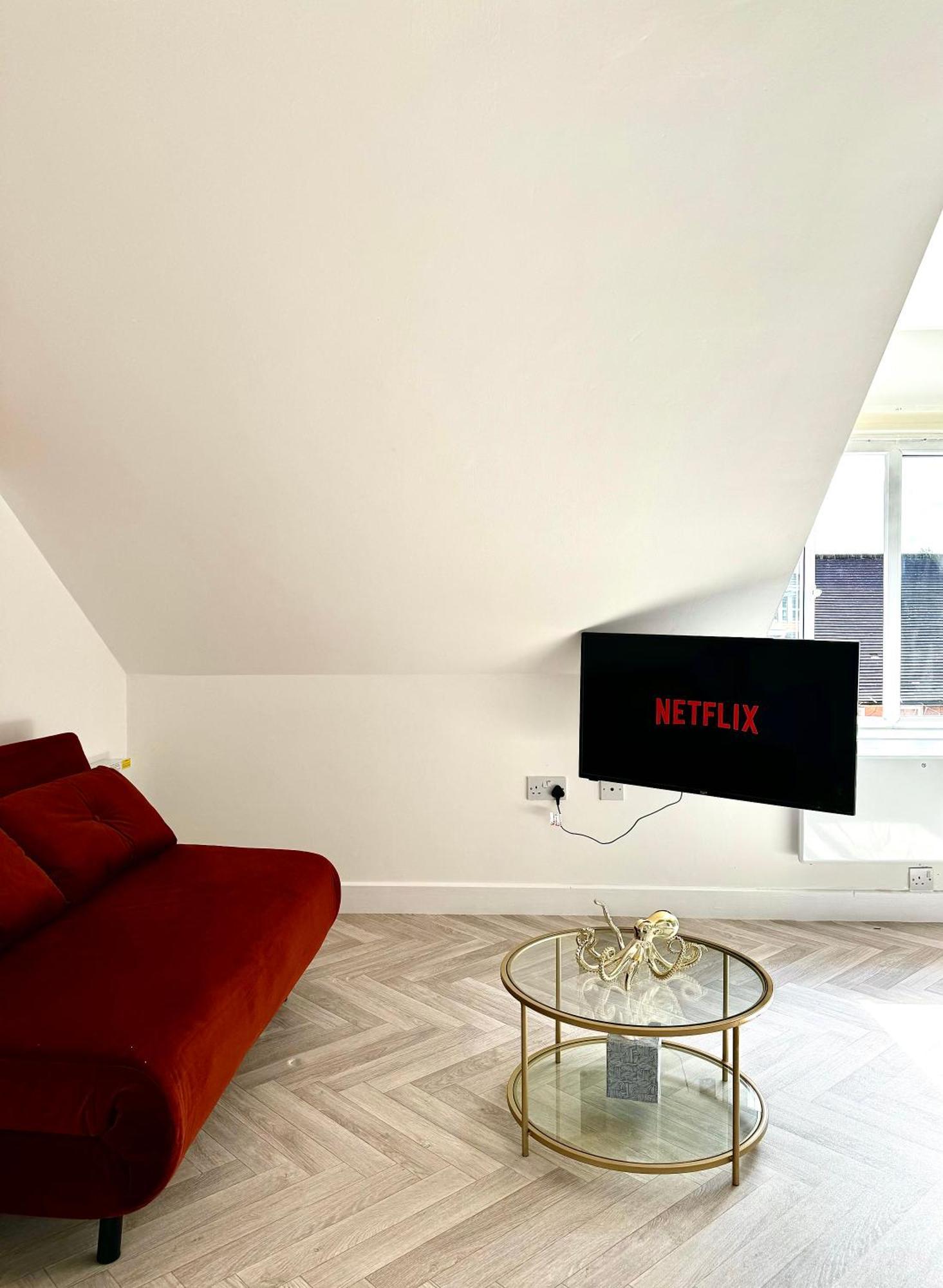 Stylish 1 Bedroom Near Bham Centre, Netflix, Free Wifi *