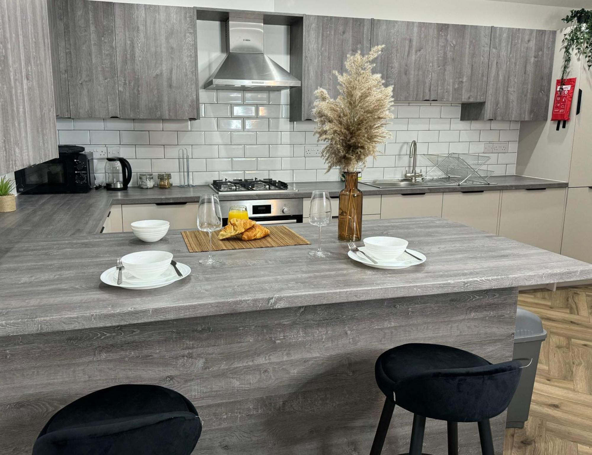 2 Bed Luxury * Birmingham