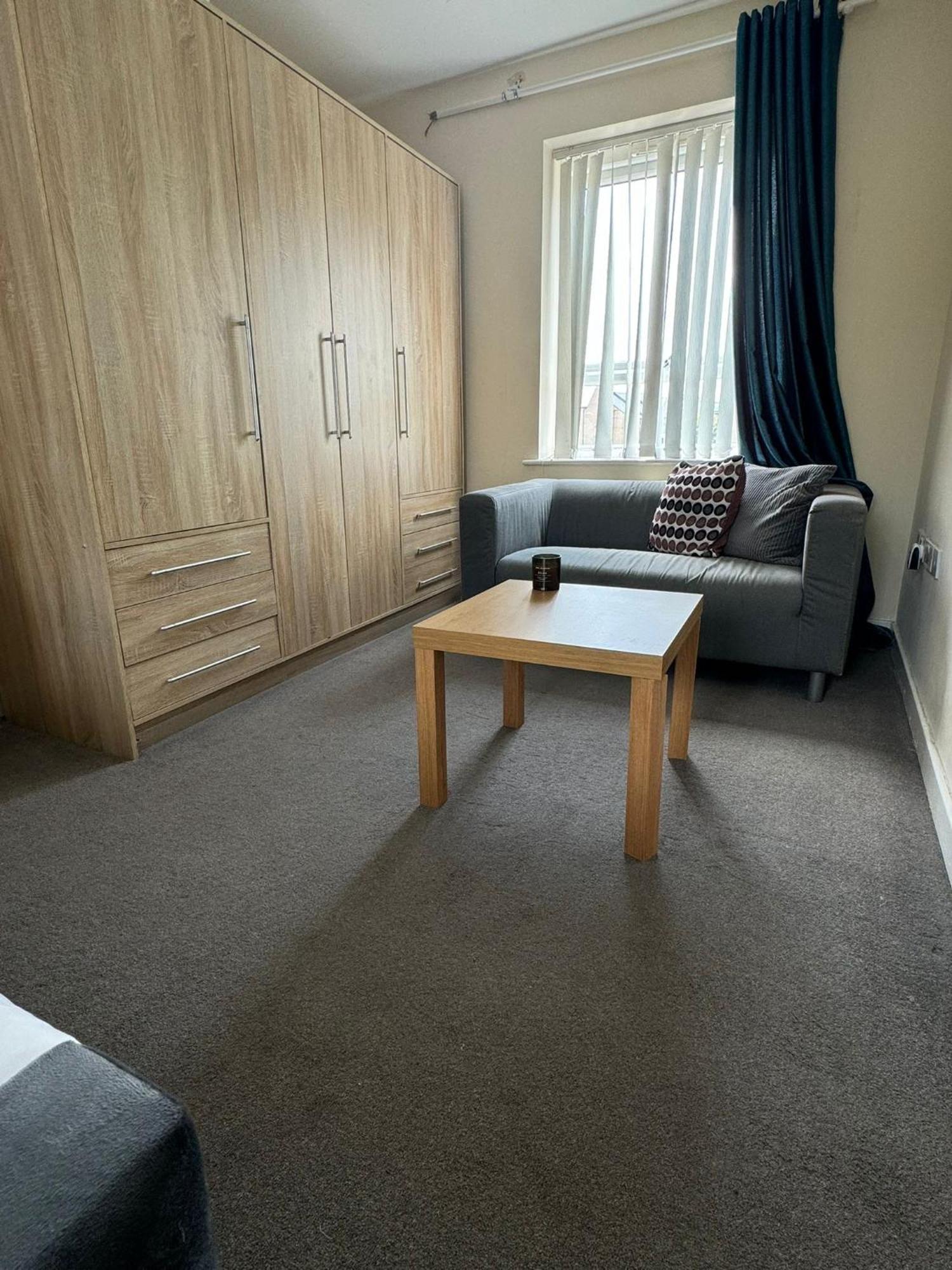 Central Birmingham Homestay *