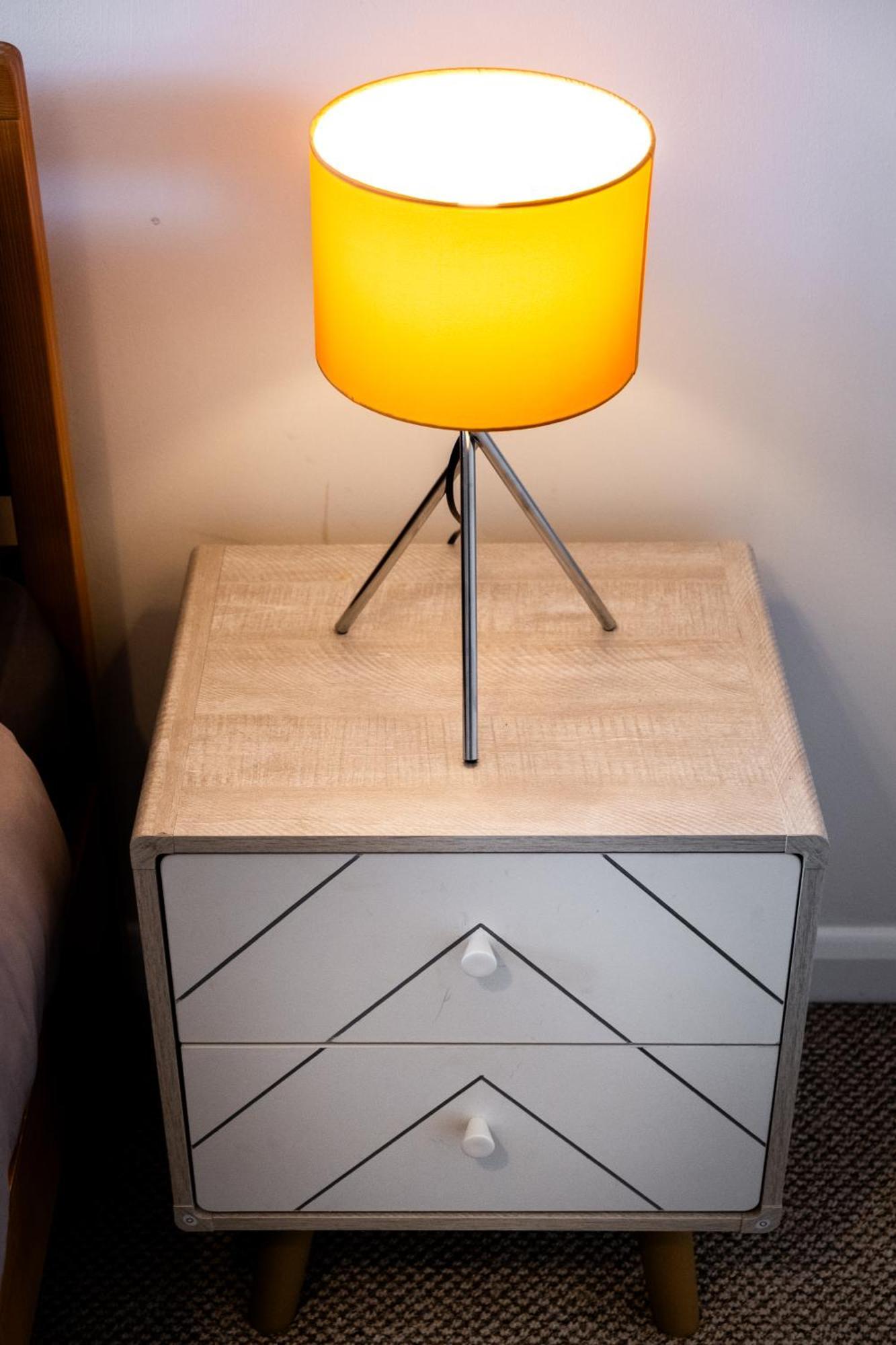 Ping Pong - Centre - Close To Mailbox Netflix, King Size Bed, Toiletries & Wifi - Sleeps 4 Apartment Birmingham
