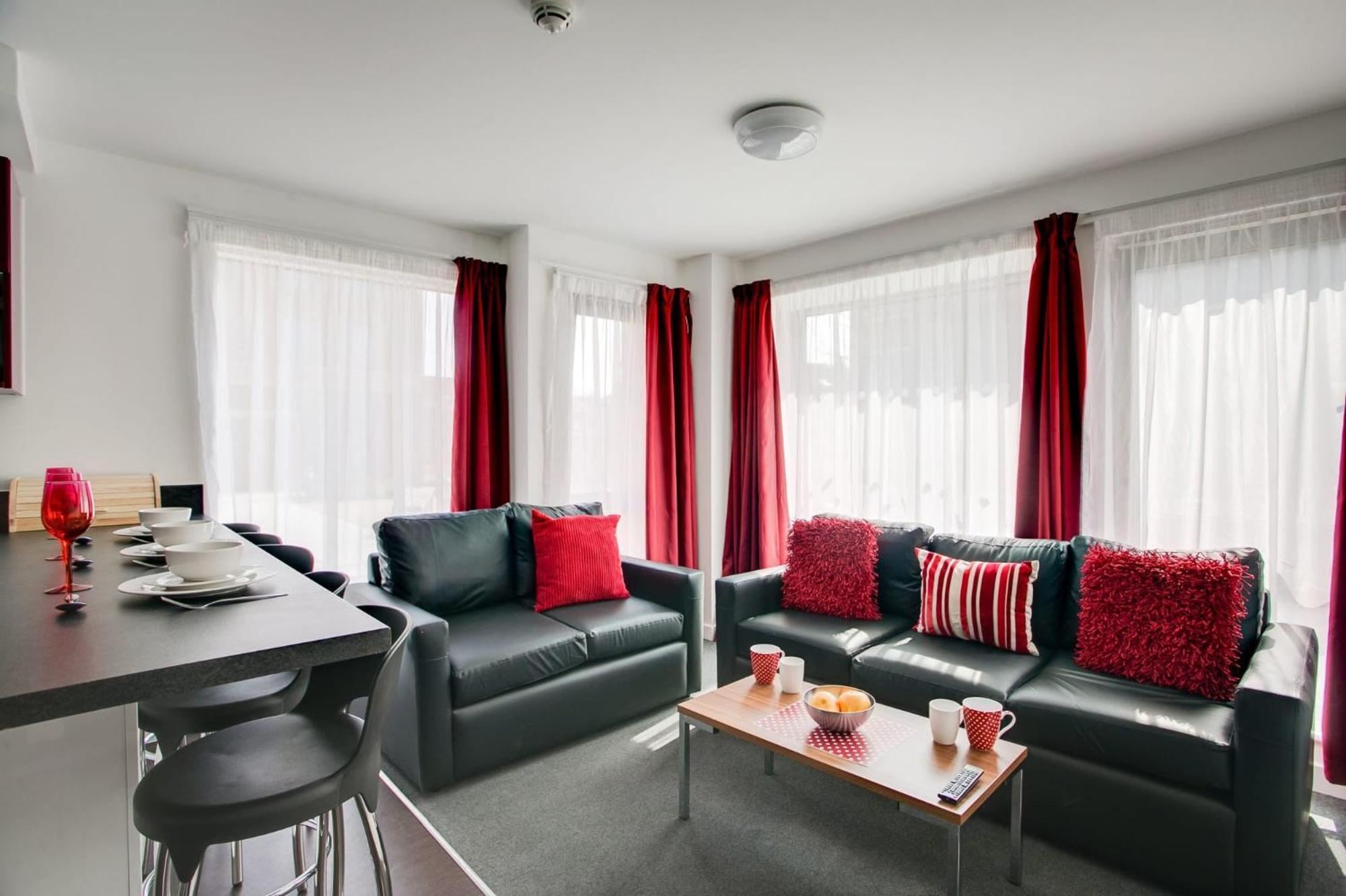Apartment Bright And Modern Ensuites At The Metalworks Birmingham