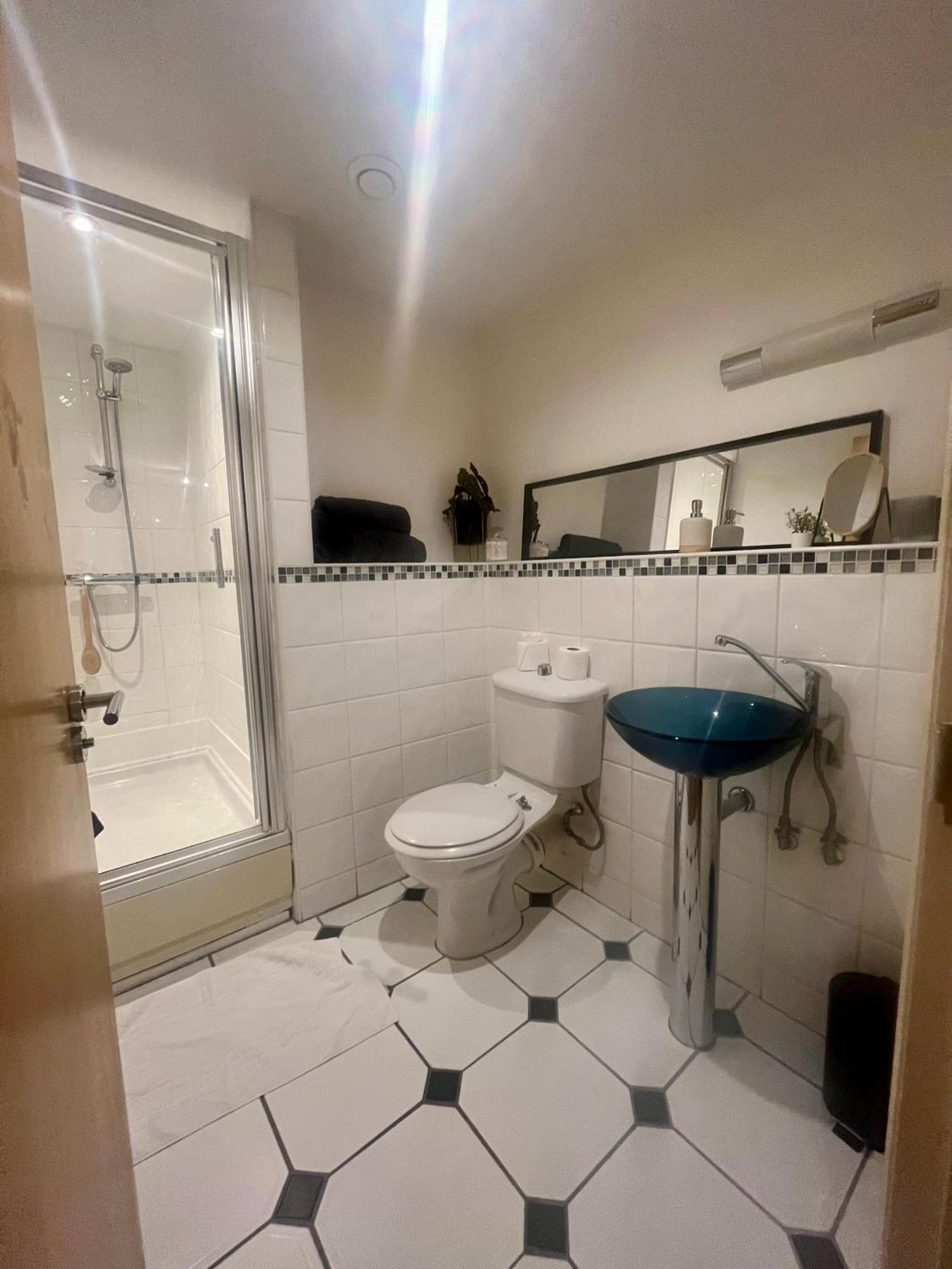Stunning Modern 2 Bed With Views * Birmingham