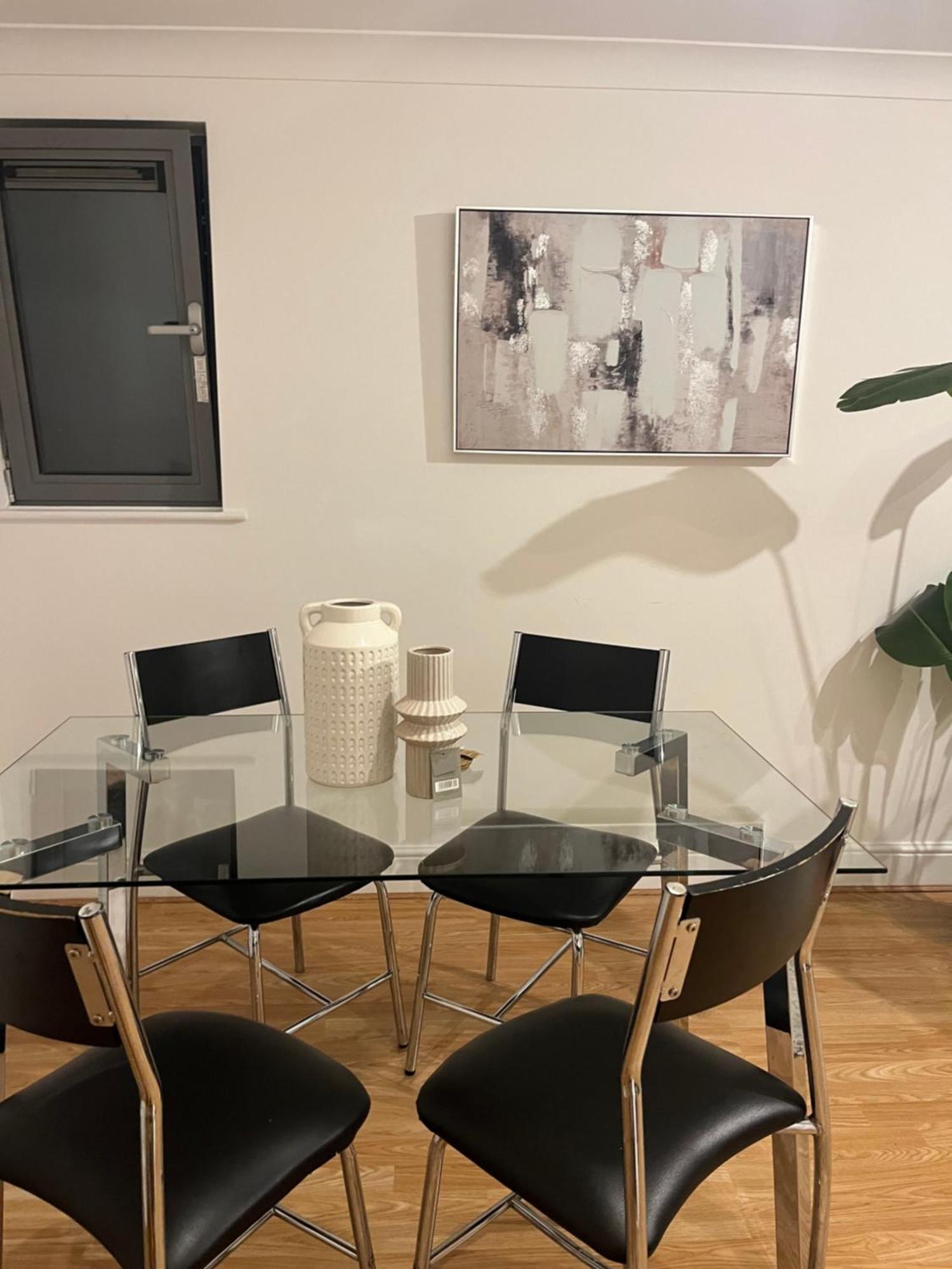 Stunning Modern 2 Bed With Views Birmingham