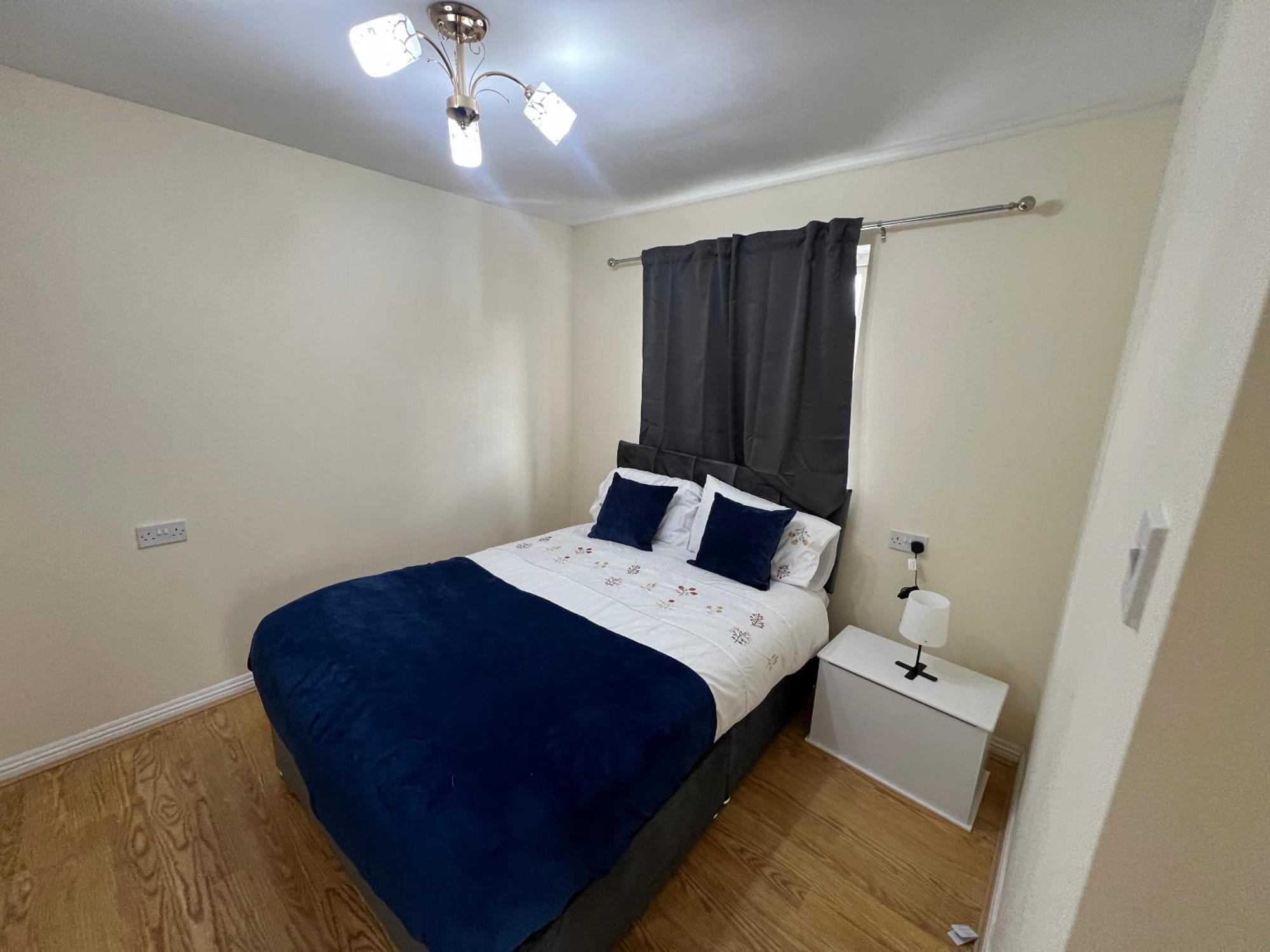 Apartment Cozy 3 Bedroom House In With Pool Table