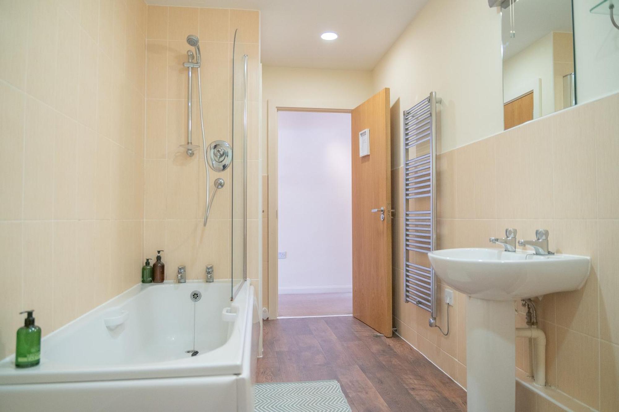 By The O2 Academy - 2 Beds 2 Baths & Apartment