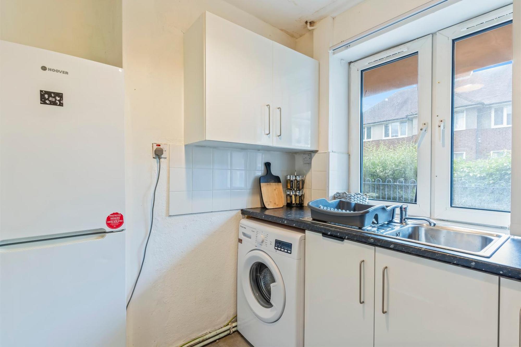 Charming 2 Bedrooms In Apartment *