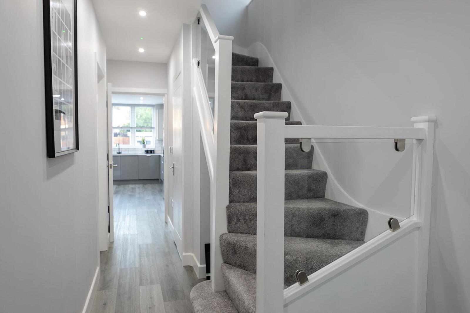 Large Stylish House Close To Centre Birmingham