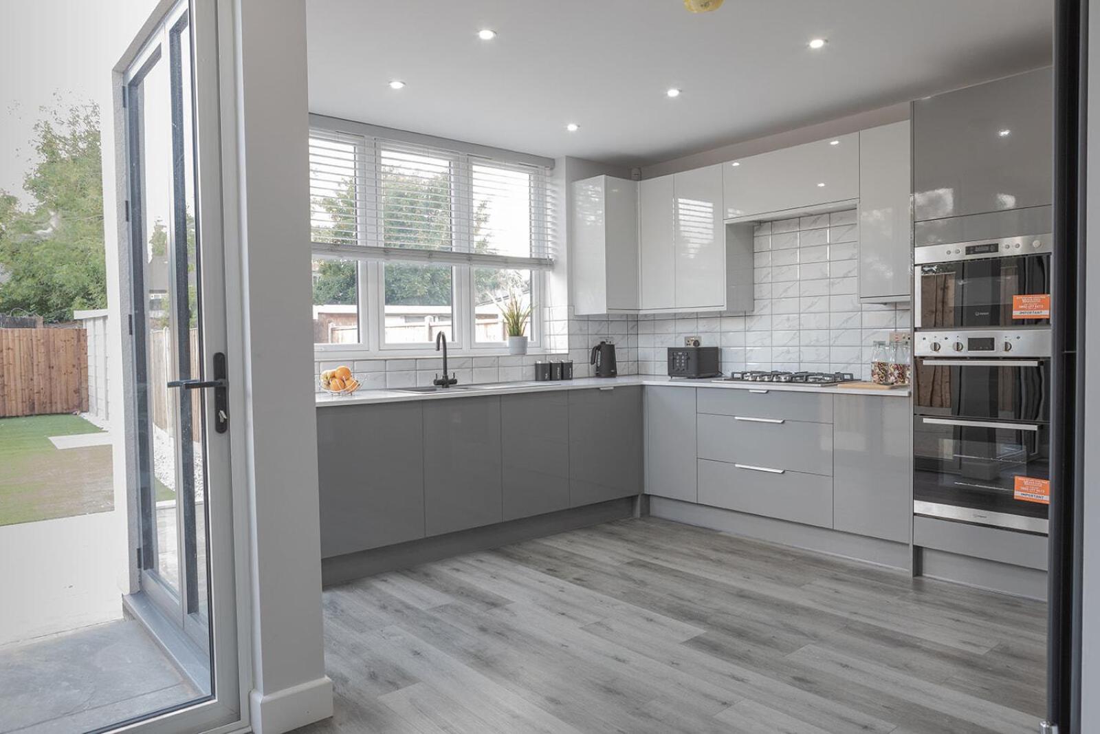 Large Stylish House Close To Centre Birmingham