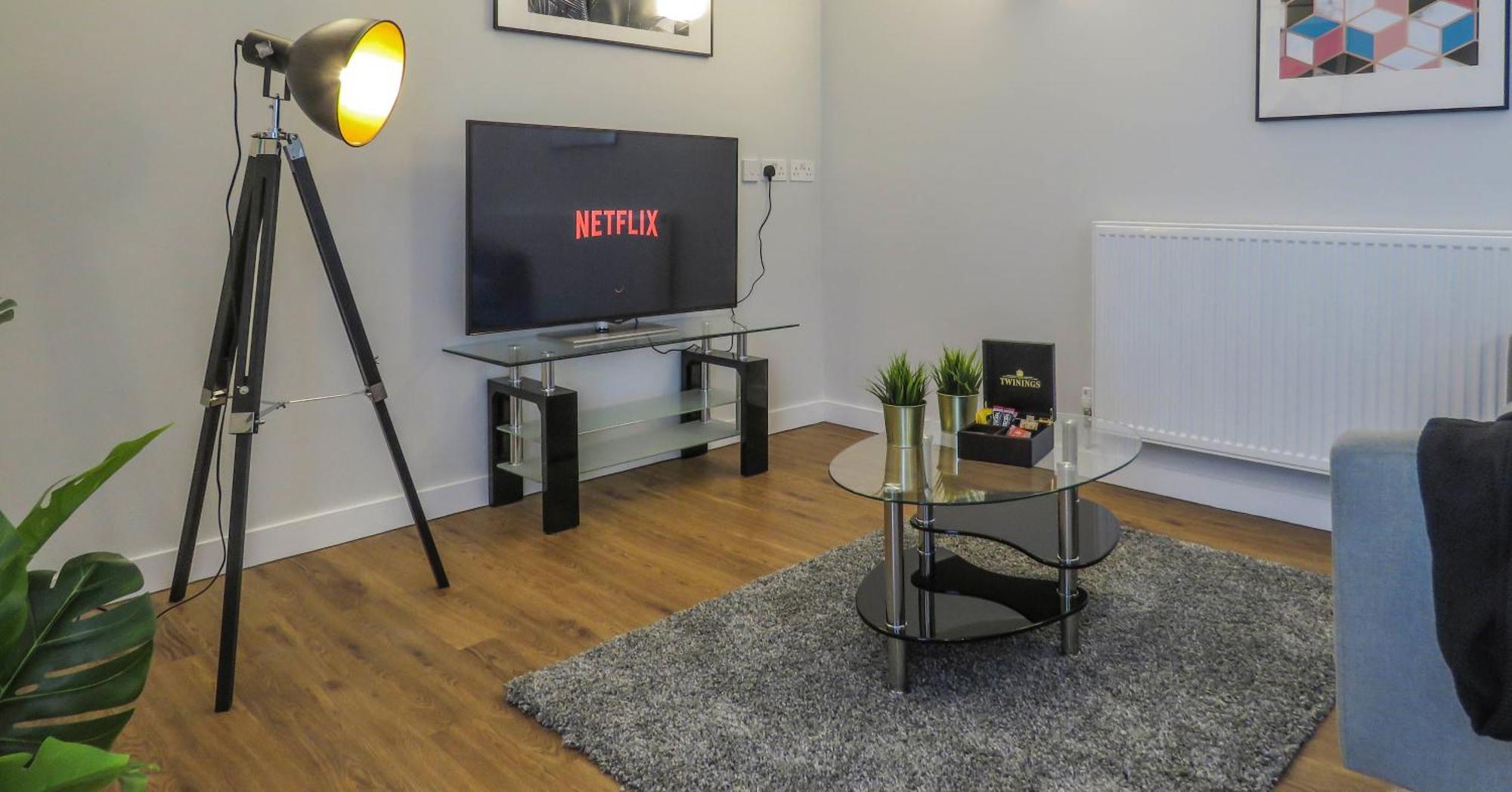 Tudors Esuites Jq Two Bedrooms Apartment *