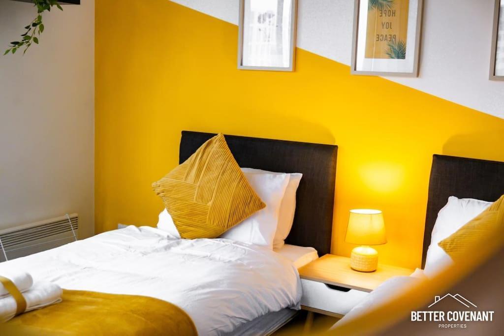 Stylish City Centre - Perfect For Groups & Long * Birmingham
