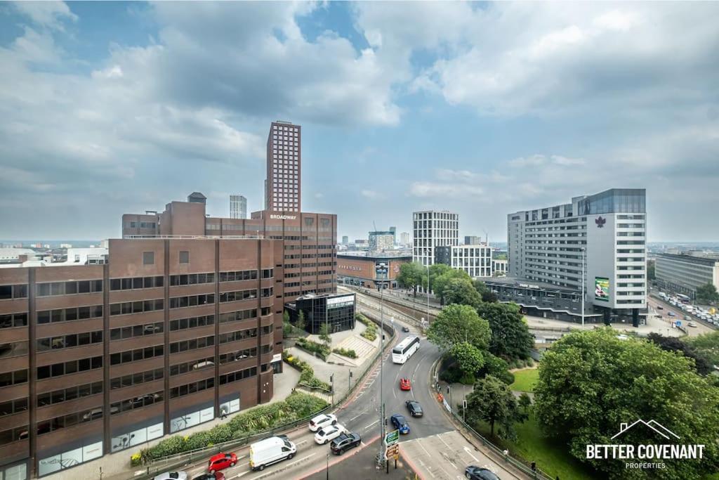 Apartment Stylish City Centre - Perfect For Groups & Long