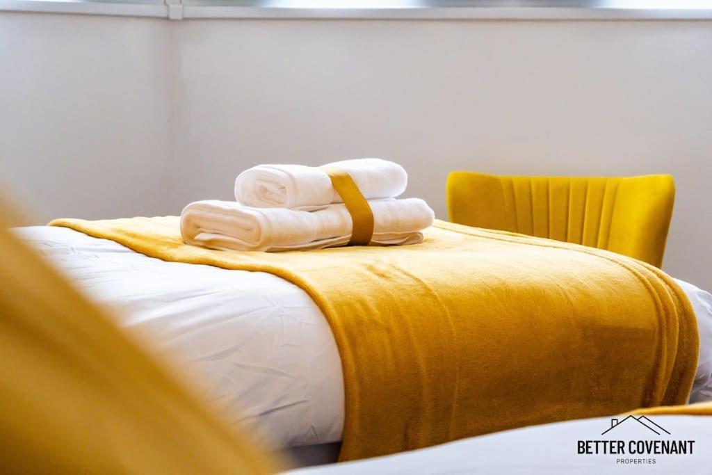 Apartment Stylish City Centre - Perfect For Groups & Long *