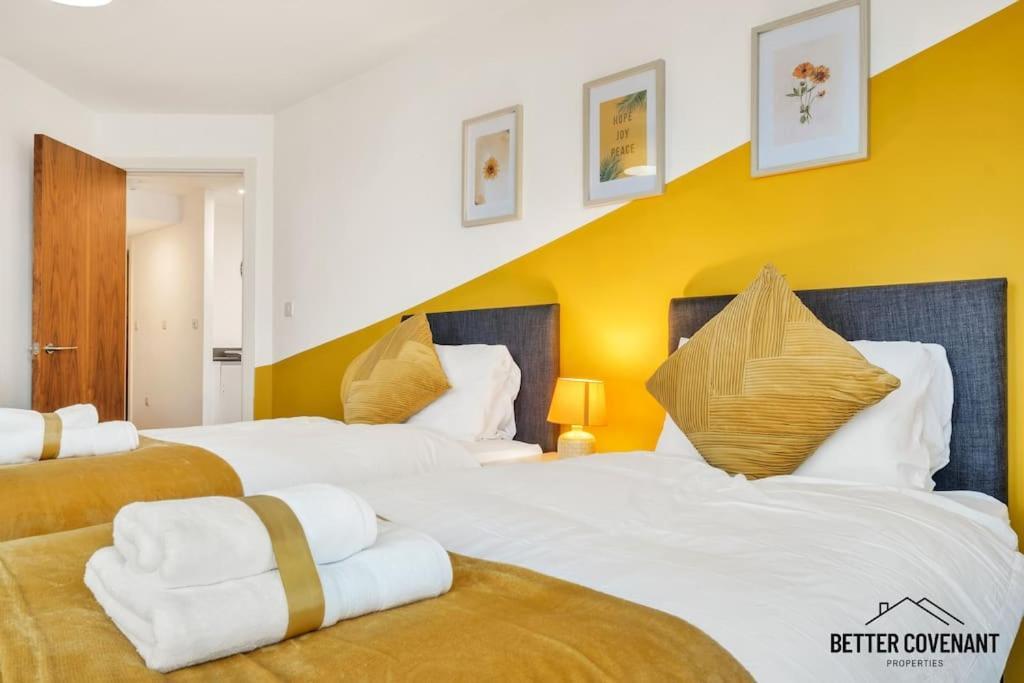 Stylish City Centre - Perfect For Groups & Long *