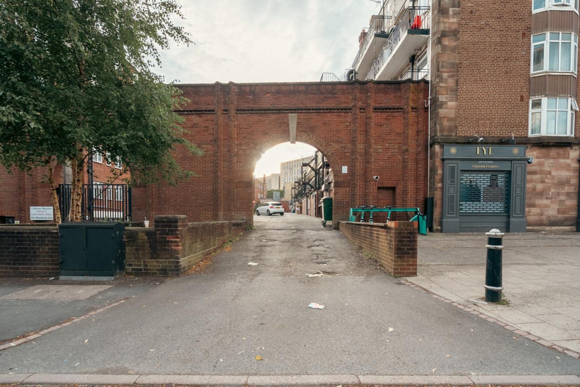 Long Term -city Center, University, Bull Ring, Broad St, Coffee Pods, Business, Students & Leisure Apartment Birmingham