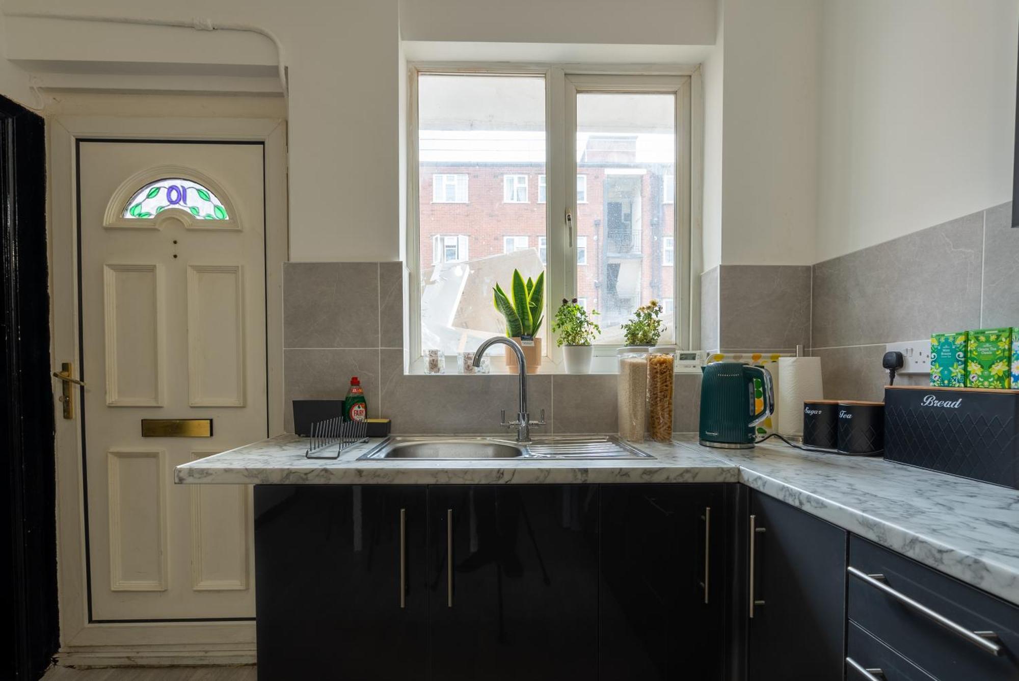 Apartment Long Term -city Center, University, Bull Ring, Broad St, Coffee Pods, Business, Students & Leisure