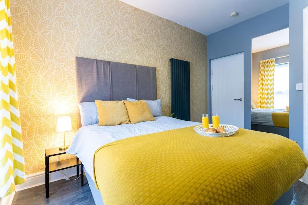 Apartment Glorious 2 - Bed Flat With Free Parking