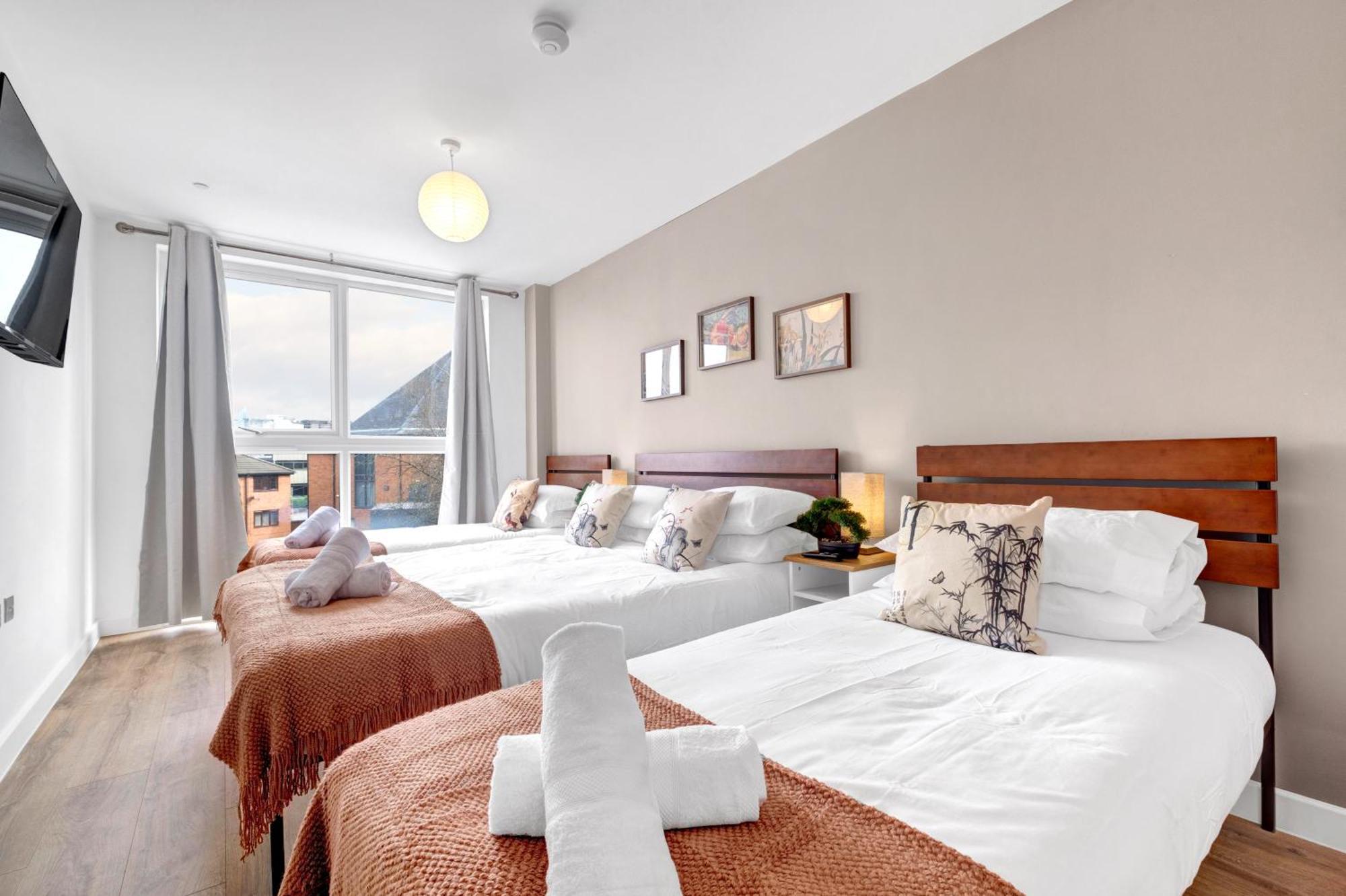 Pan-asian Suite- Freepark+ Supra Games +netflix + Coffee Machine- Maihom Apartment Birmingham