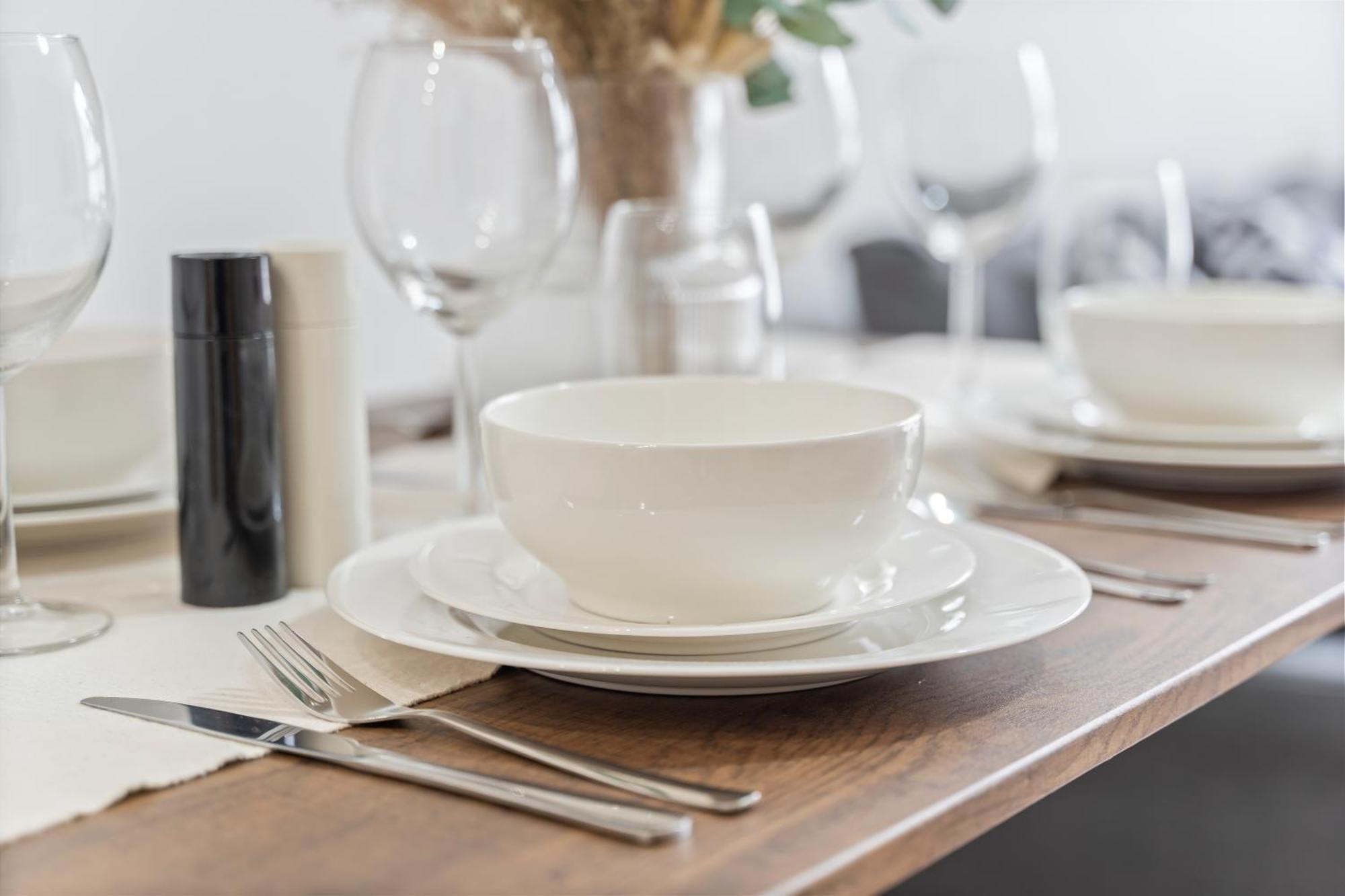 Truffle -city Centre Sleeps Upto 6 - Near Utilita Arena, Icc - Pool Table & Free Wifi *
