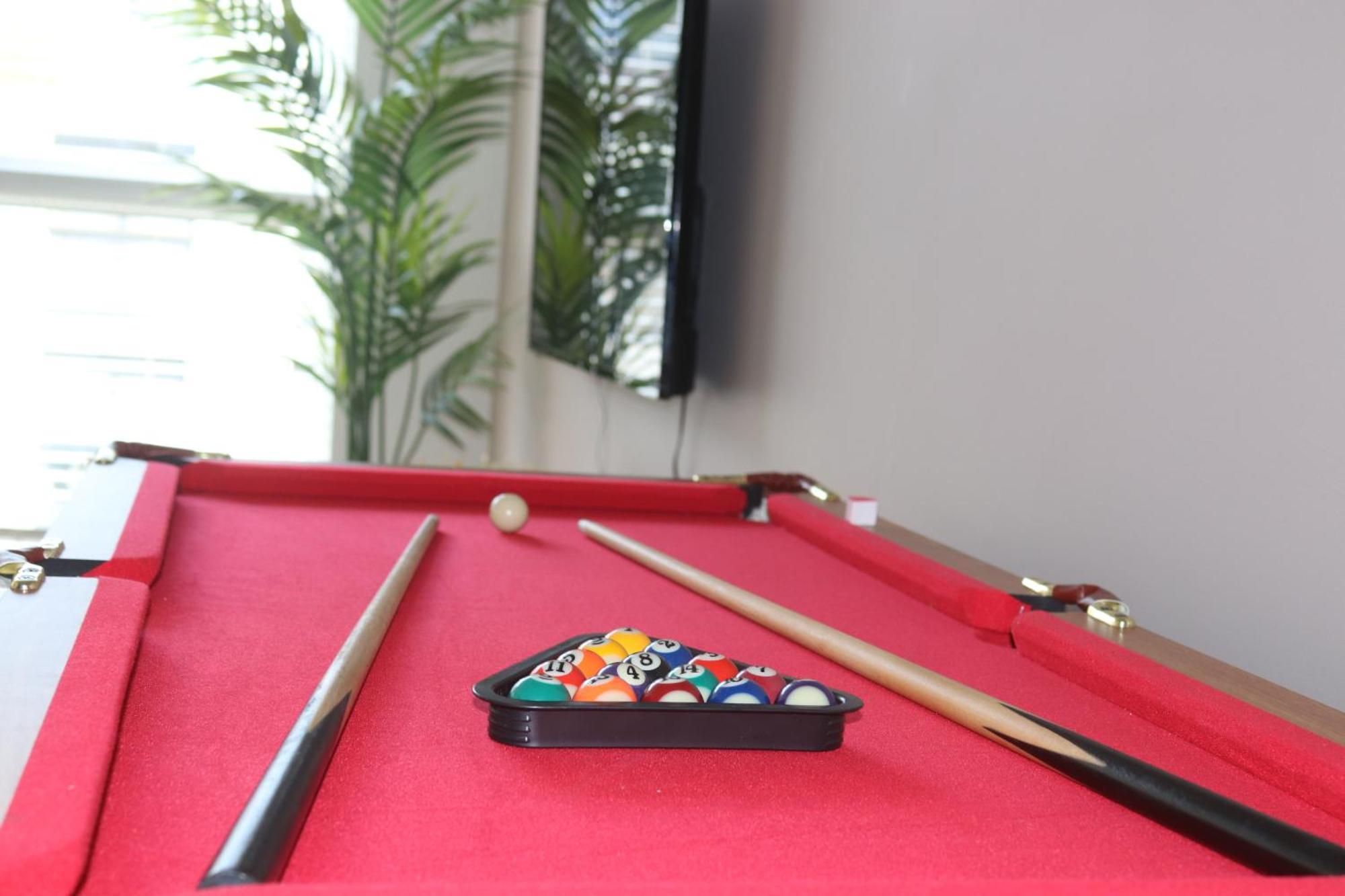 Truffle -city Centre Sleeps Upto 6 - Near Utilita Arena, Icc - Pool Table & Free Wifi