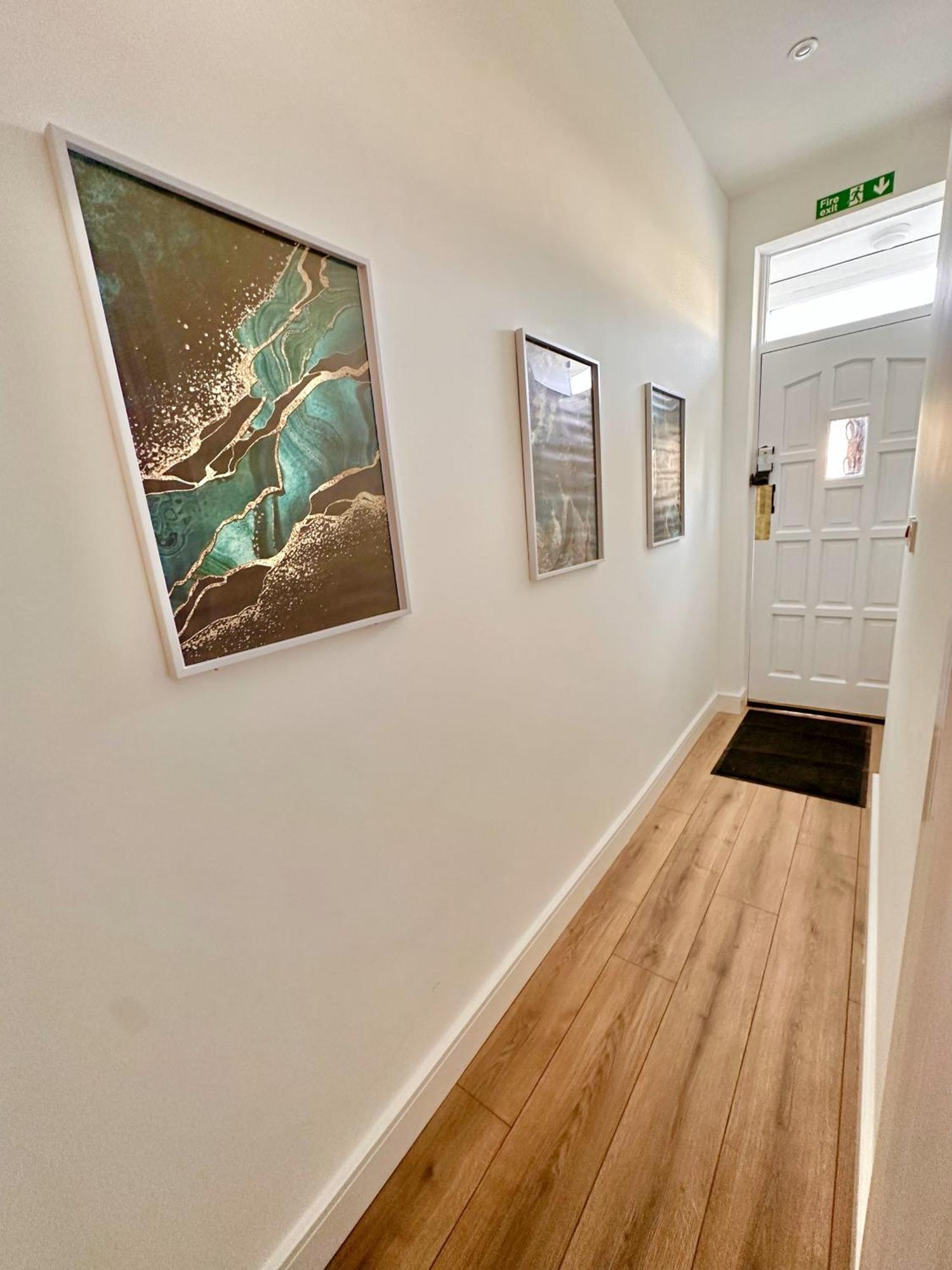 Guest house R4 Luxury Studio En-suite In Harborne Lane By Queen Elizabeth Hospital *