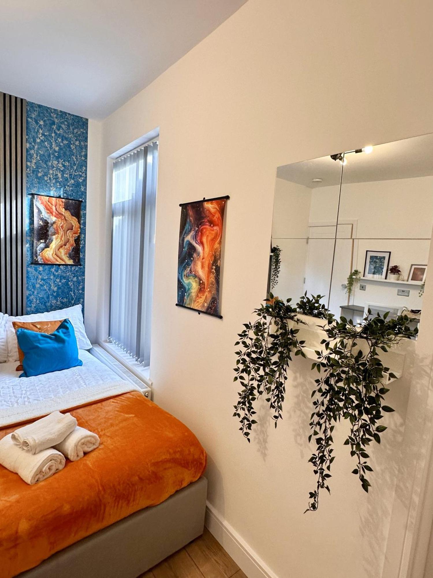 R4 Luxury Studio En-suite In Harborne Lane By Queen Elizabeth Hospital *