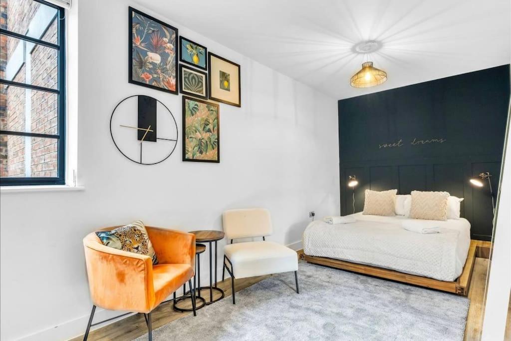 Giant Savings On Long B1 Living, Enquire Now * Birmingham