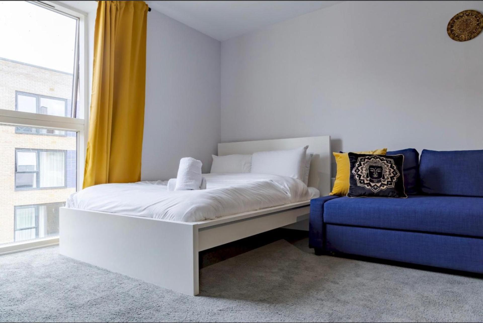Modern Flat In Centre *