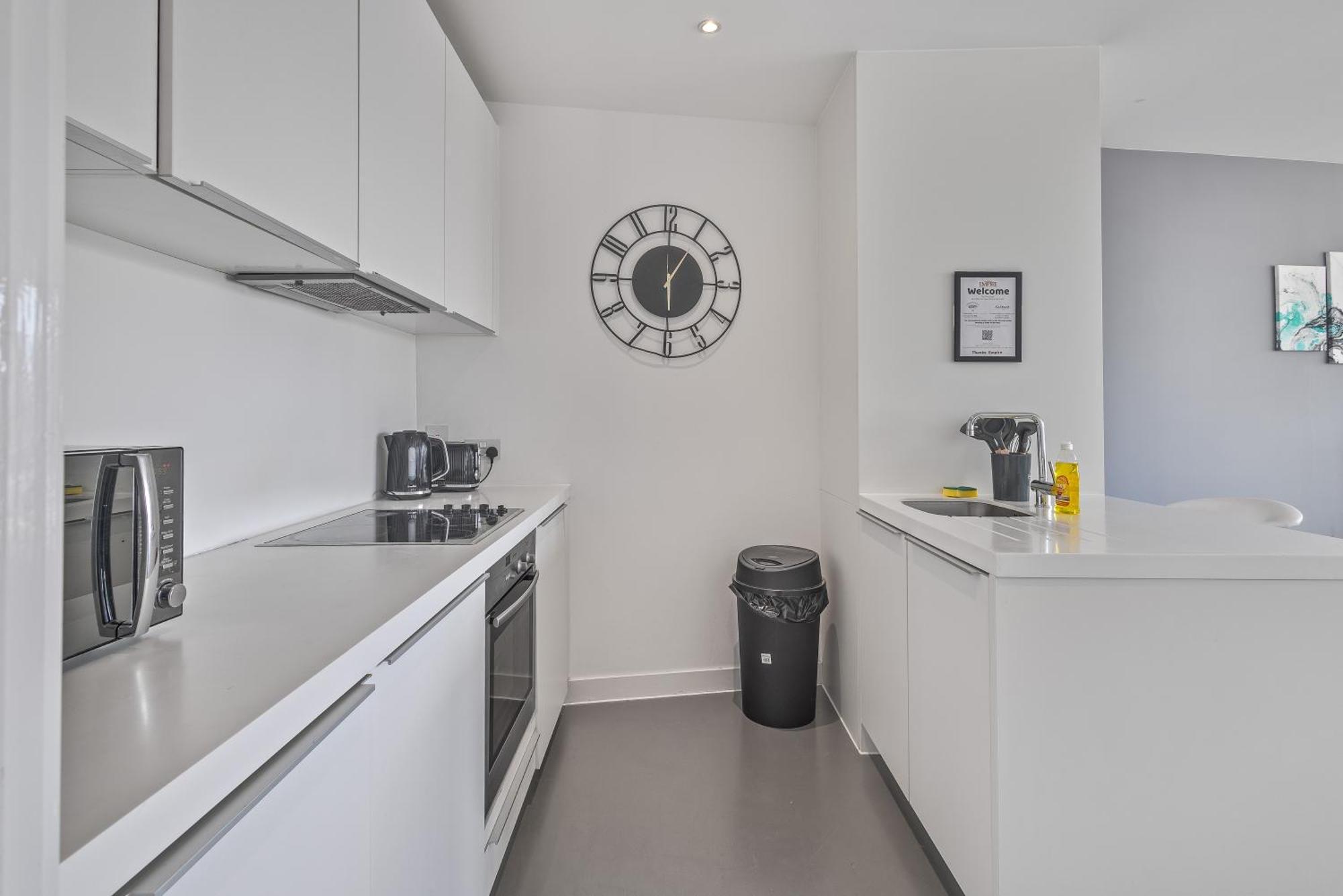 Centre, One Bedroom Apartment! *