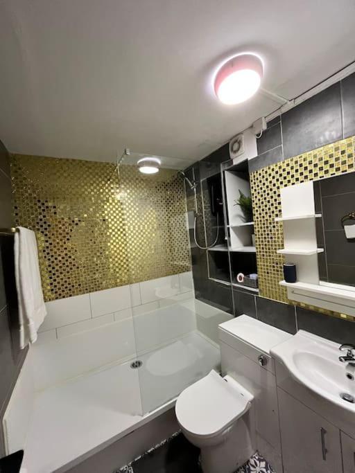 Apartment Fabulous 1bed With Balcony In Birmingham