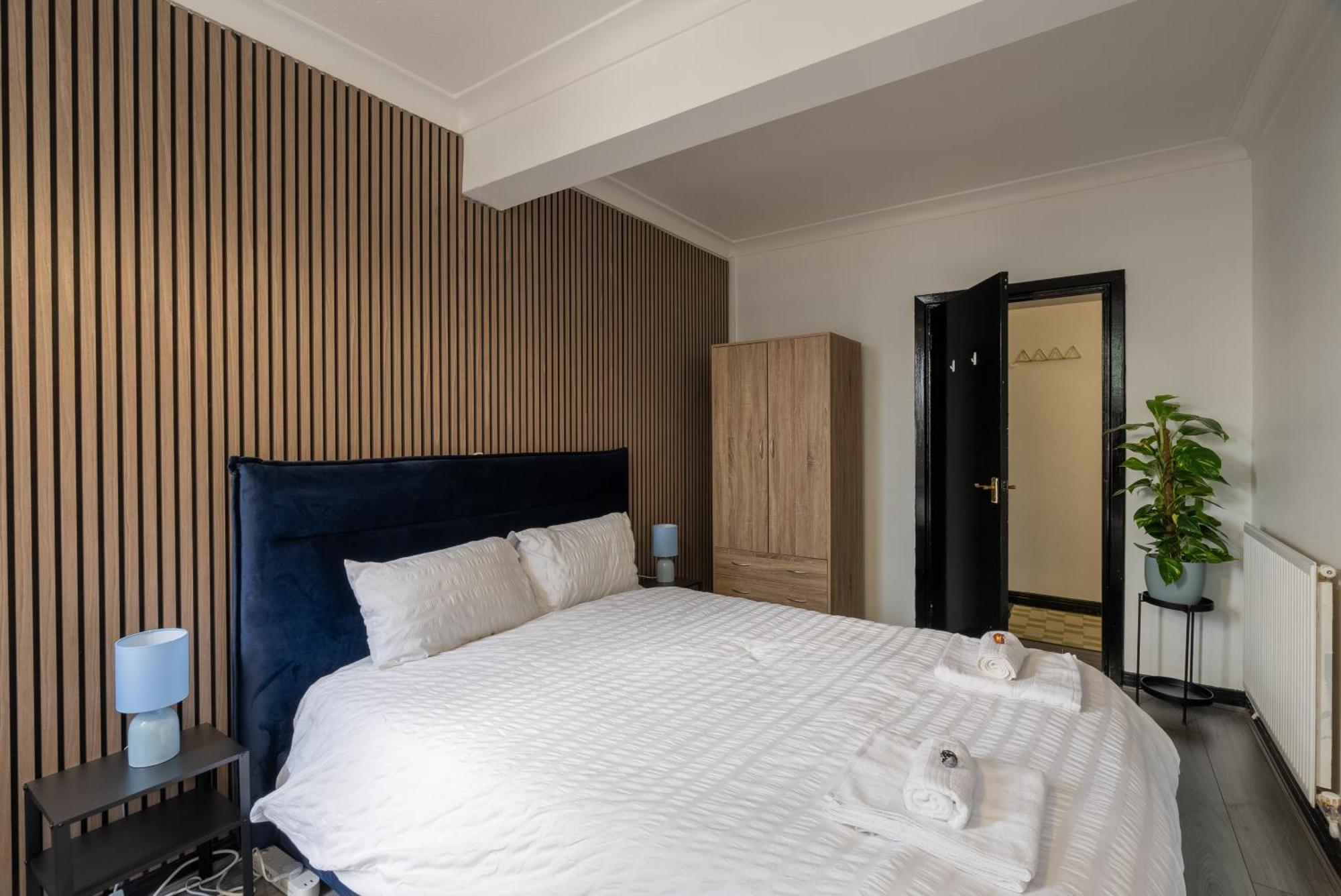 Apartment Long Term -city Center, University, Bull Ring, Broad St, Coffee Pods, Business, Students & Leisure *