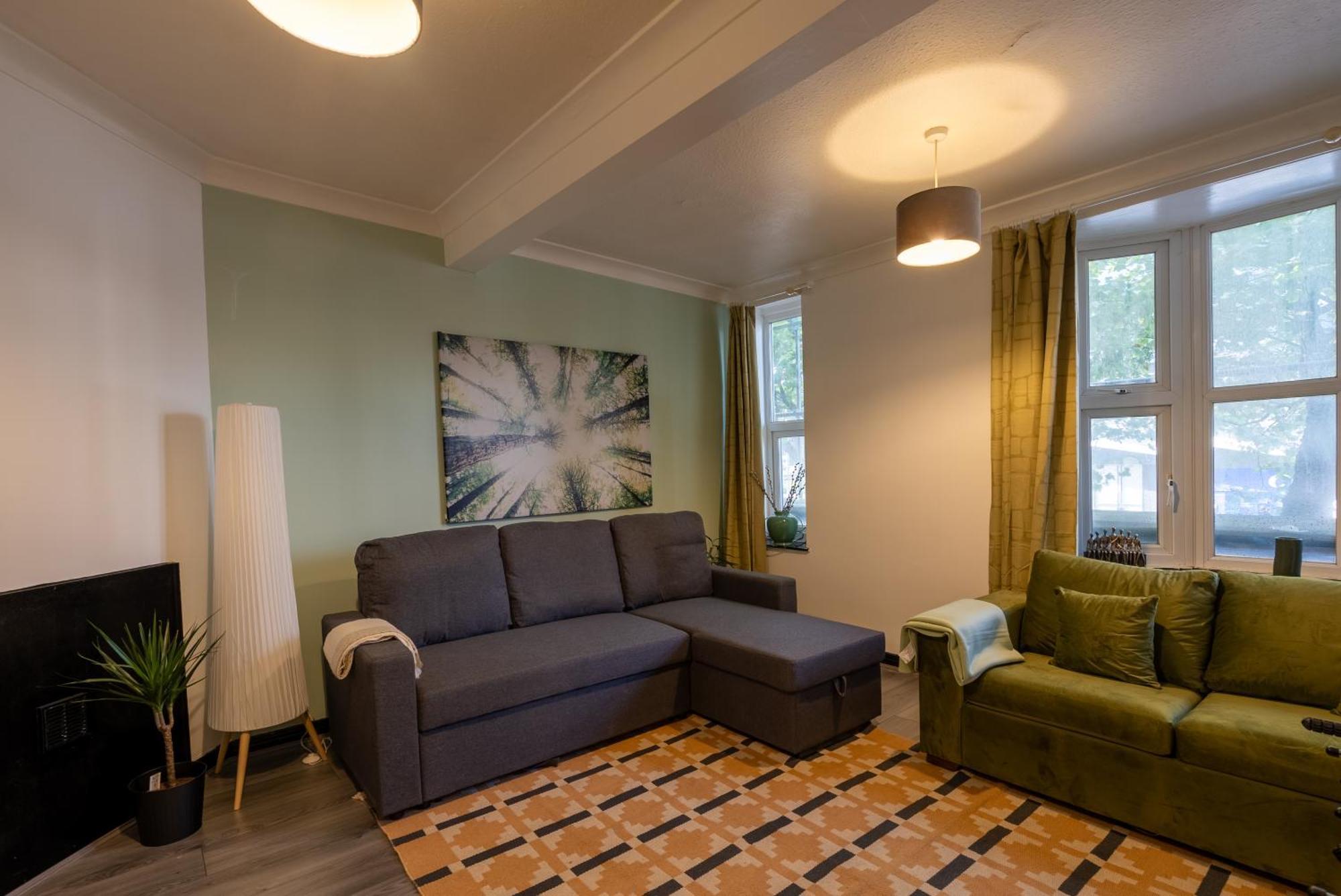 Long Term -city Center, University, Bull Ring, Broad St, Coffee Pods, Business, Students & Leisure Apartment